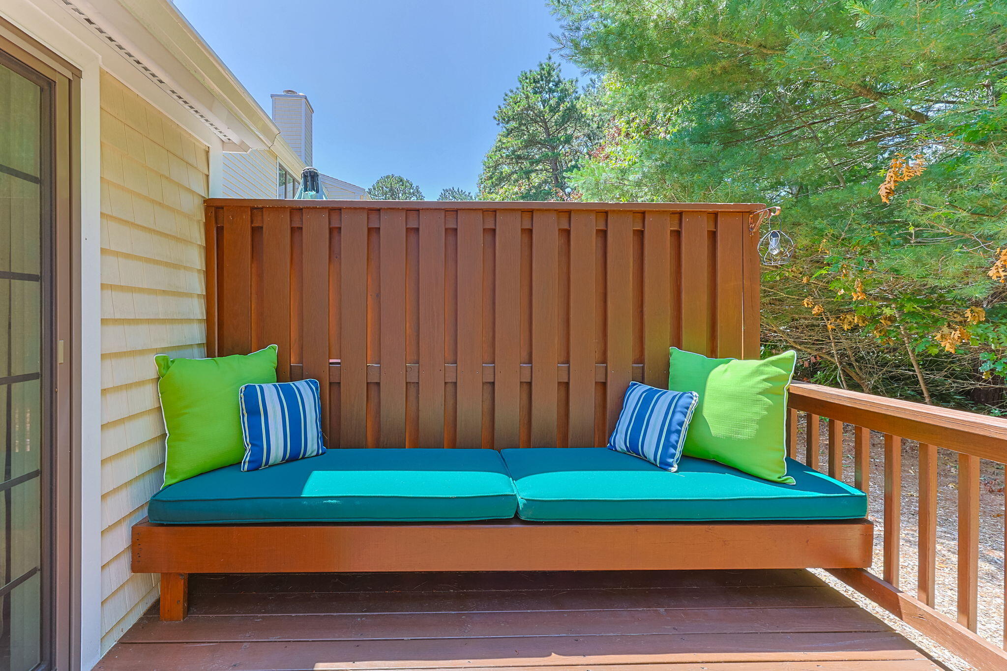 Mashpee, Massachusetts 02649, United States, 2 Bedrooms Bedrooms, ,2 BathroomsBathrooms,Residential,Active,176562