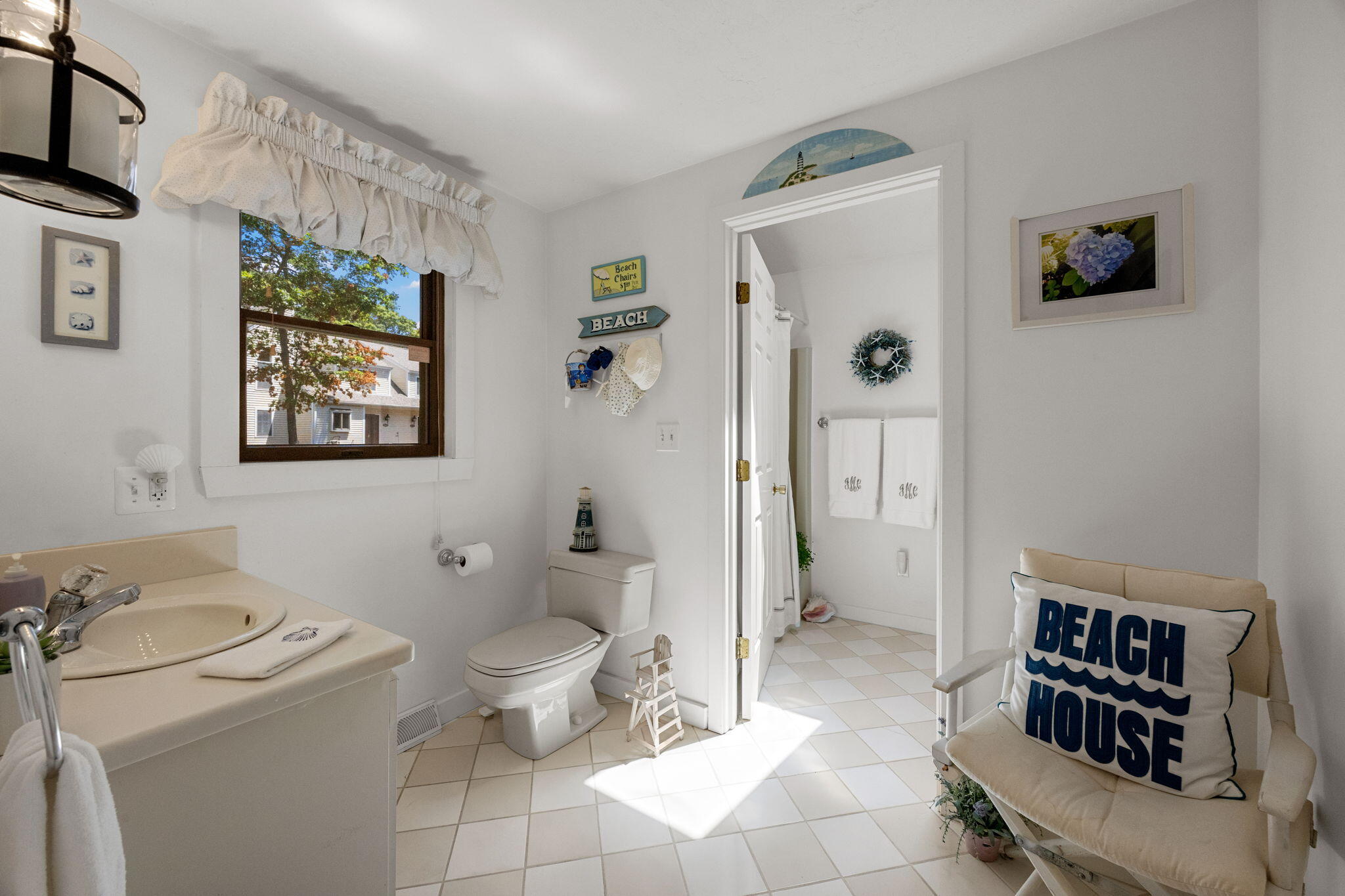 Mashpee, Massachusetts 02649, United States, 2 Bedrooms Bedrooms, ,2 BathroomsBathrooms,Residential,Active,176562