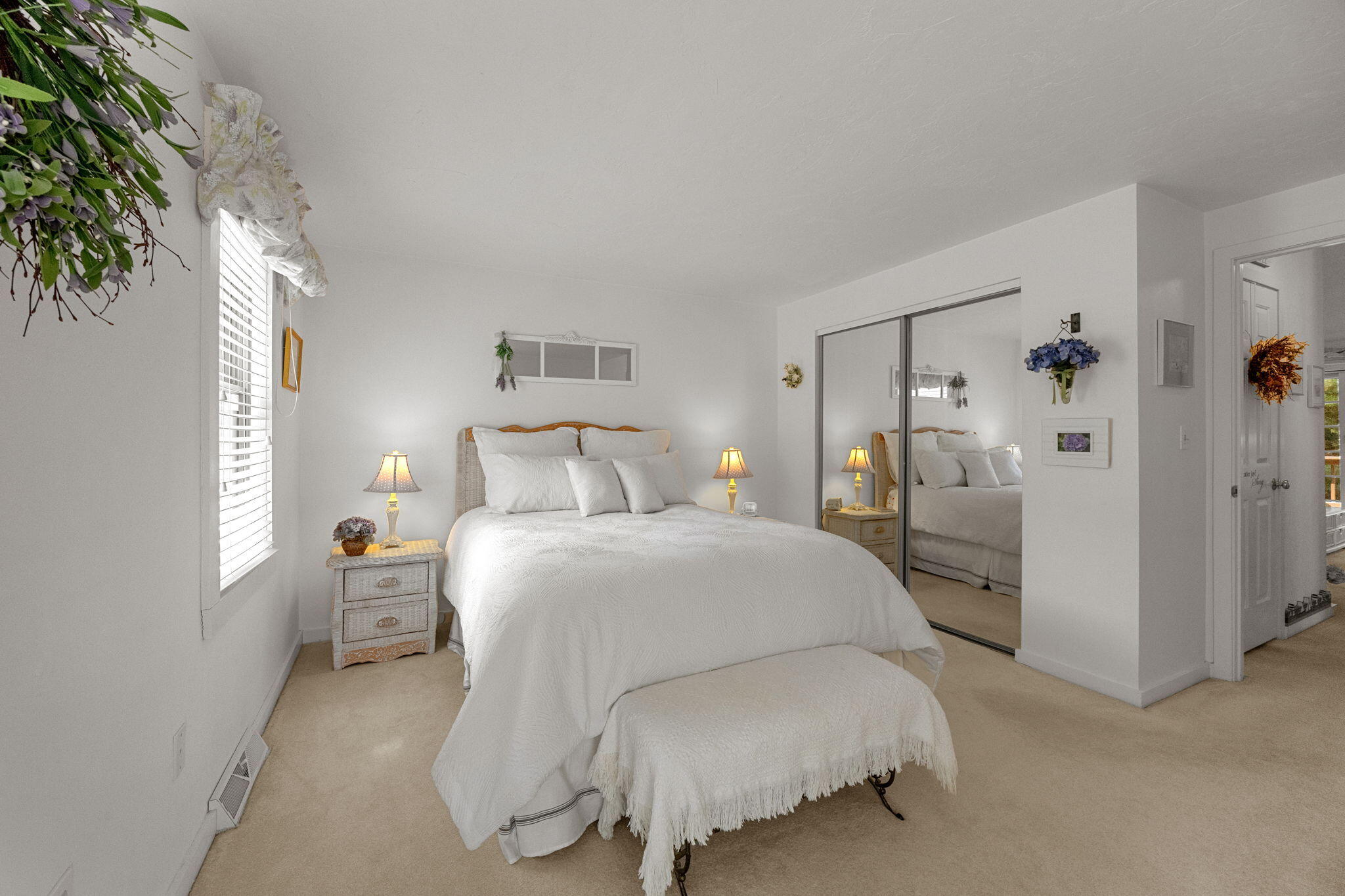 Mashpee, Massachusetts 02649, United States, 2 Bedrooms Bedrooms, ,2 BathroomsBathrooms,Residential,Active,176562