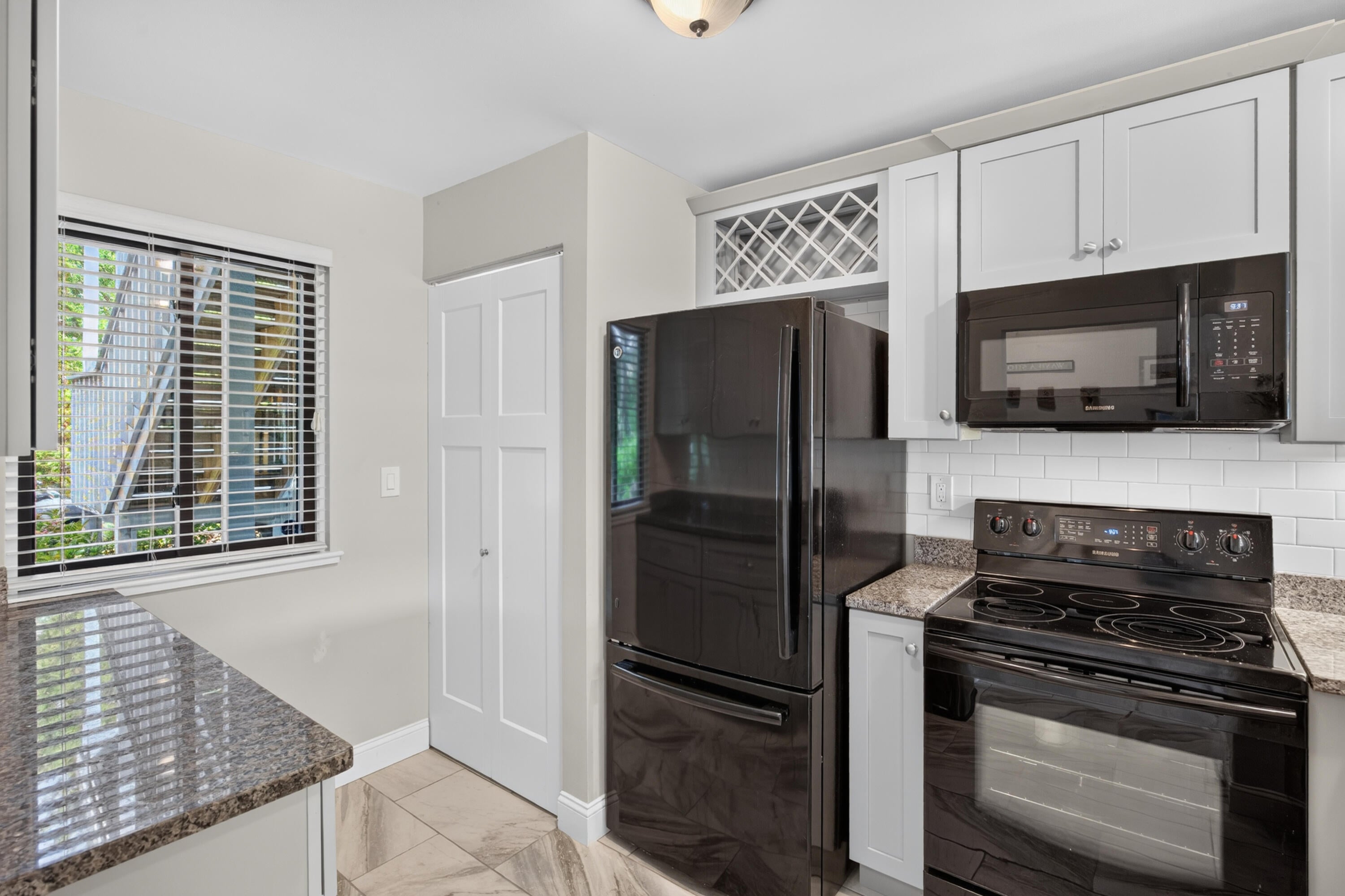 100 Chilton Lane UNIT 100