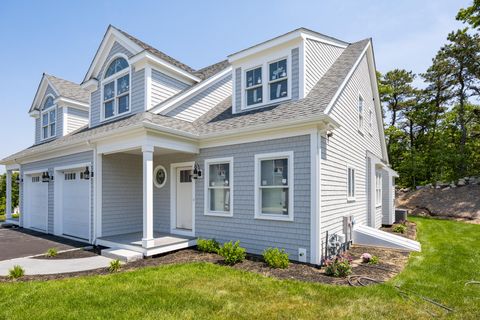 Duplex in North Falmouth MA 213 Falmouth Highway.jpg