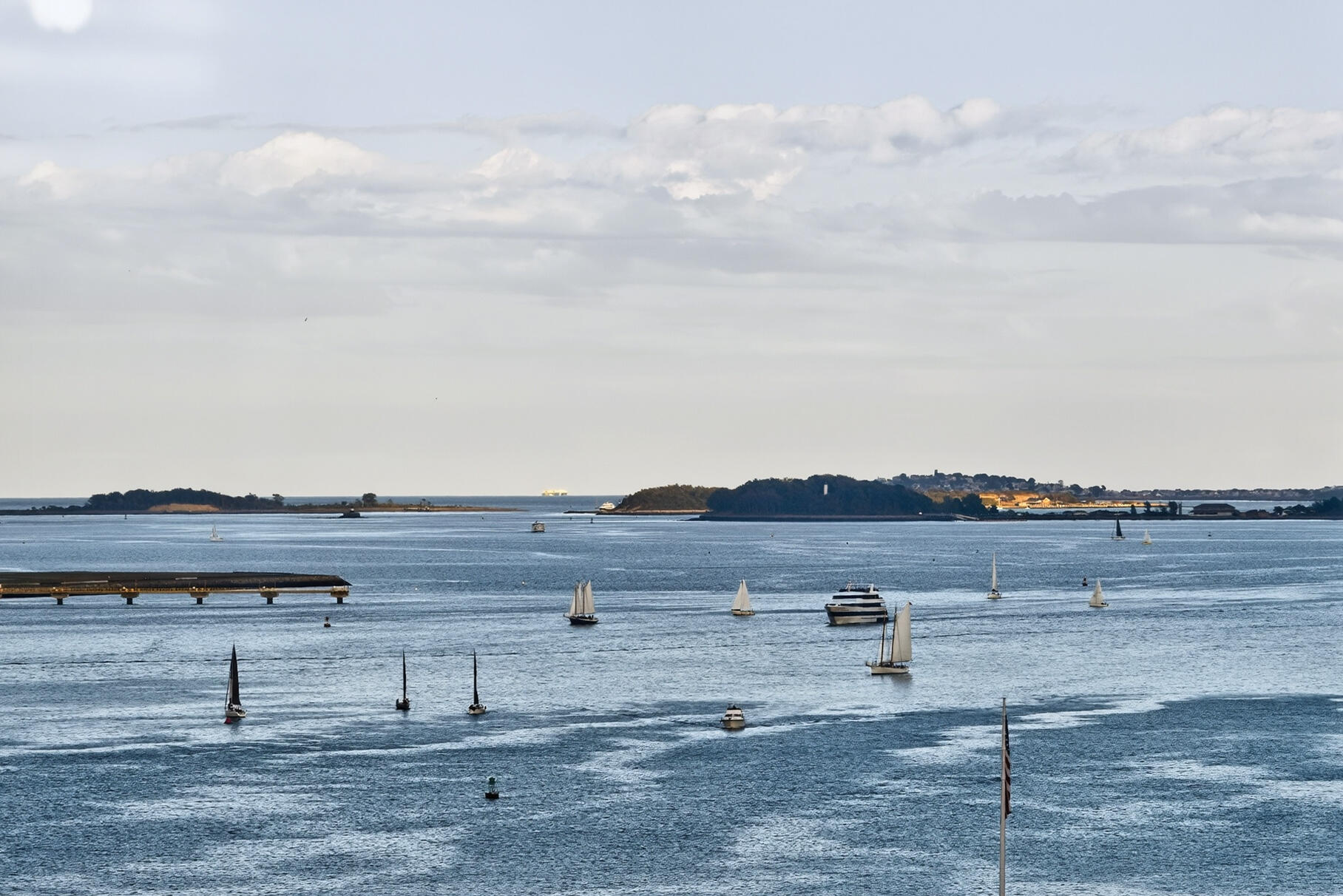 Boston, Massachusetts 02110, United States, 3 Bedrooms Bedrooms, ,4 BathroomsBathrooms,Residential,Active,210513