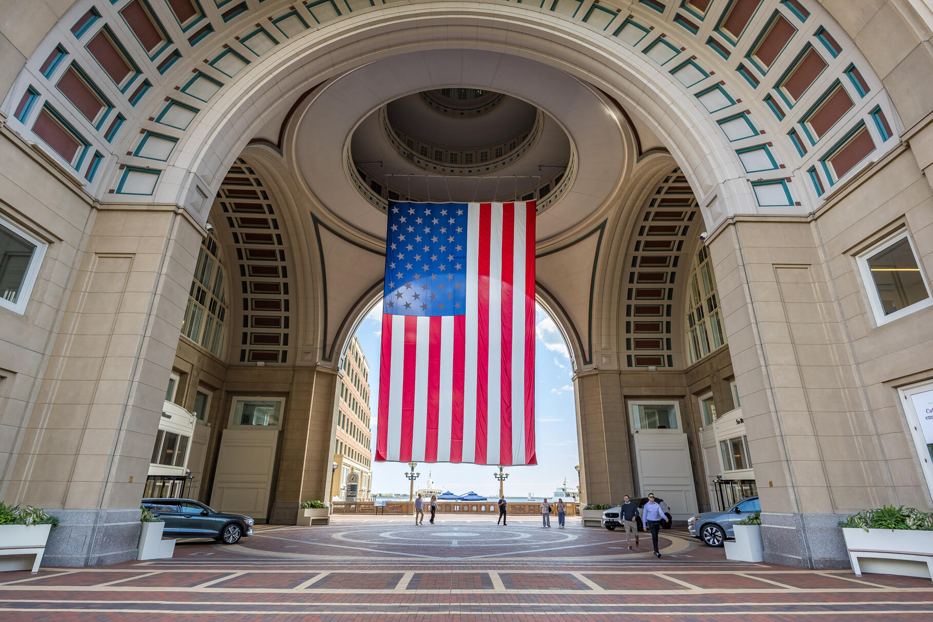 Boston, Massachusetts 02110, United States, 3 Bedrooms Bedrooms, ,4 BathroomsBathrooms,Residential,Active,210513