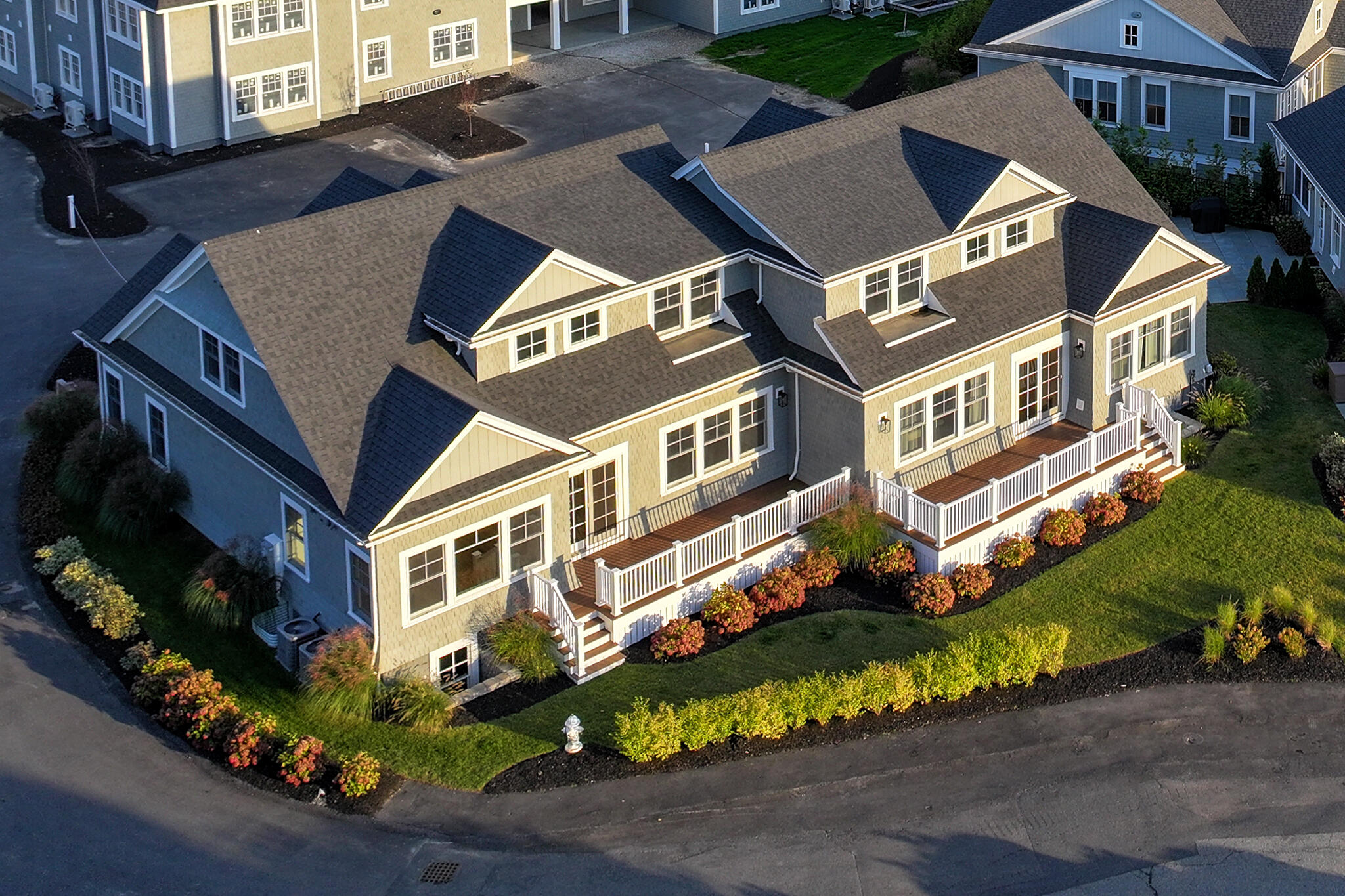 533 Woods Hole Road B102