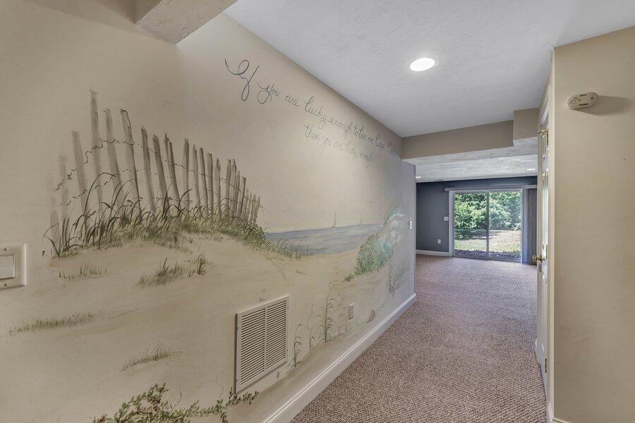 Bourne, Massachusetts 02532, United States, 2 Bedrooms Bedrooms, ,4 BathroomsBathrooms,Residential,Active,80831