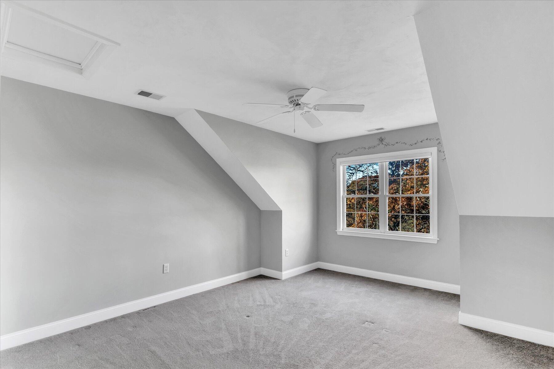 Bourne, Massachusetts 02532, United States, 2 Bedrooms Bedrooms, ,4 BathroomsBathrooms,Residential,Active,80831