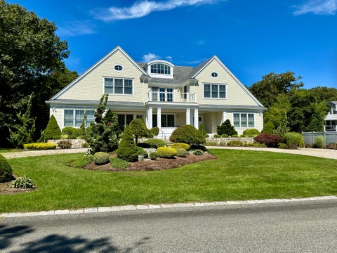 Photo of 53 Triton Way, Mashpee, MA 02649 (MLS # 22604424)