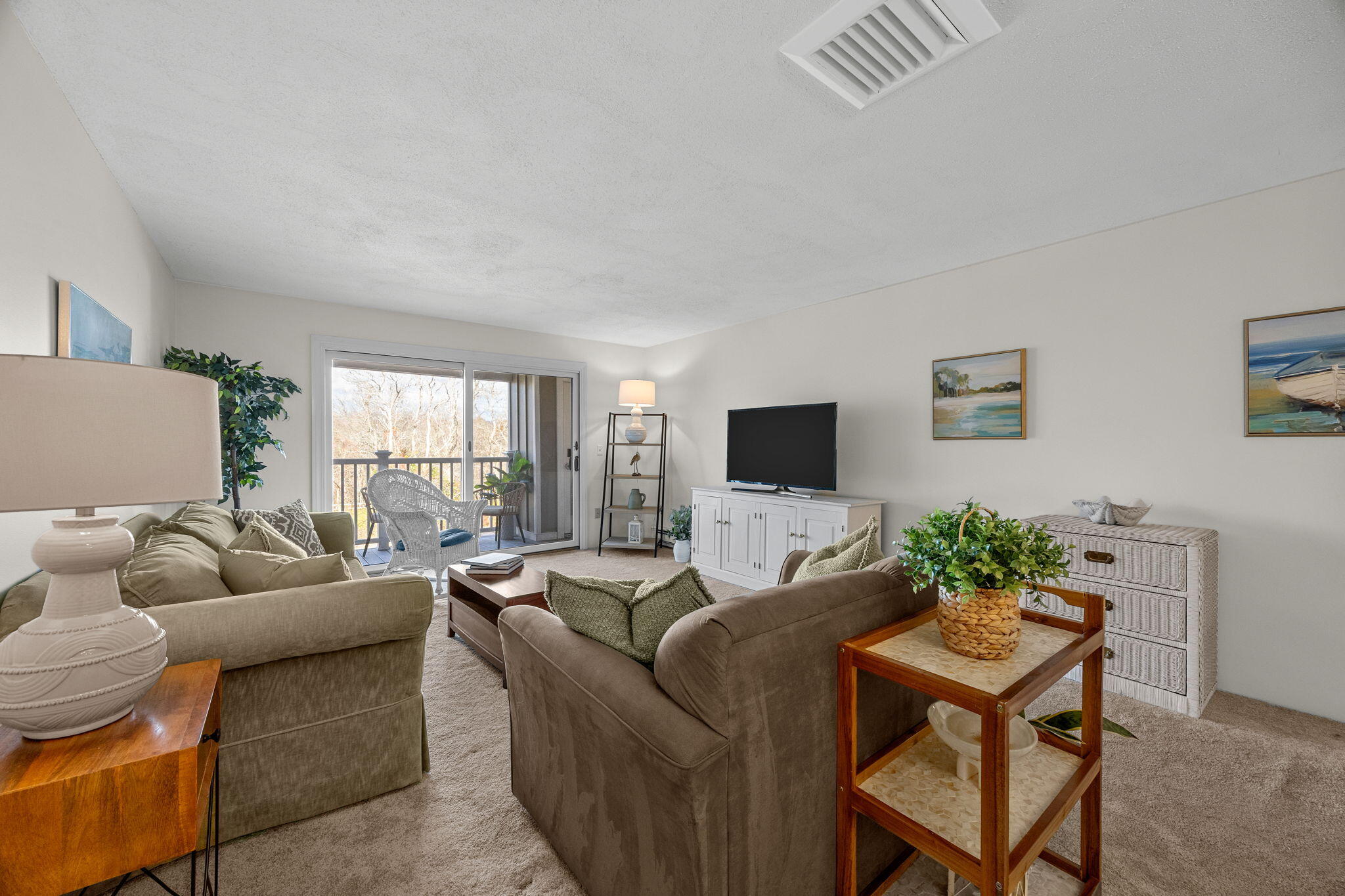 Orleans, Massachusetts 02653, United States, 1 Bedroom Bedrooms, ,1 BathroomBathrooms,Residential,Active,246750