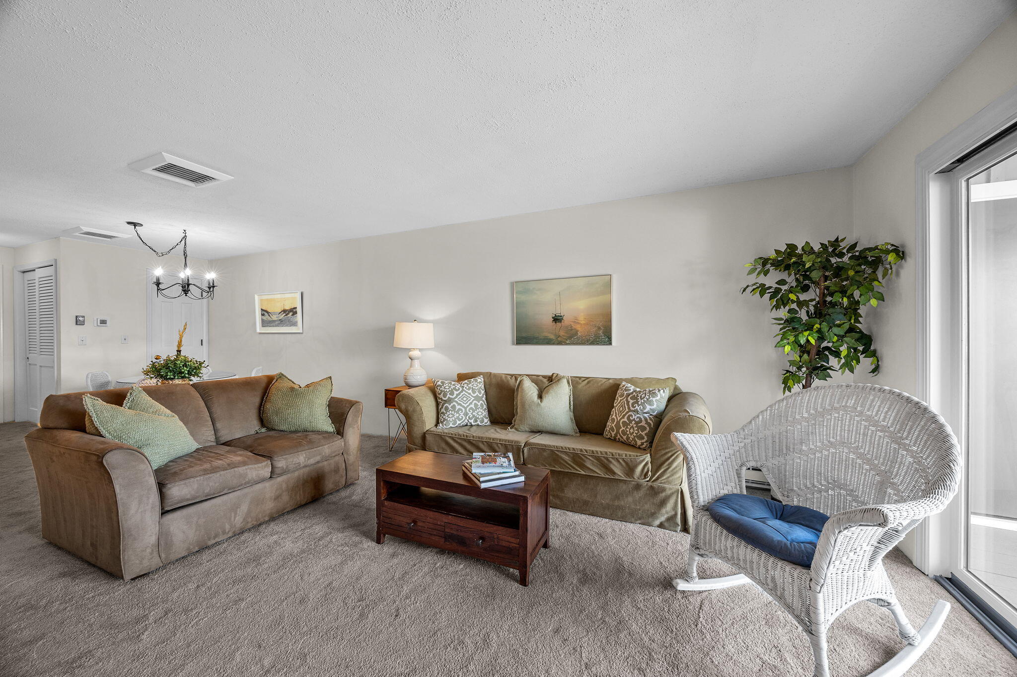 Orleans, Massachusetts 02653, United States, 1 Bedroom Bedrooms, ,1 BathroomBathrooms,Residential,Active,246750