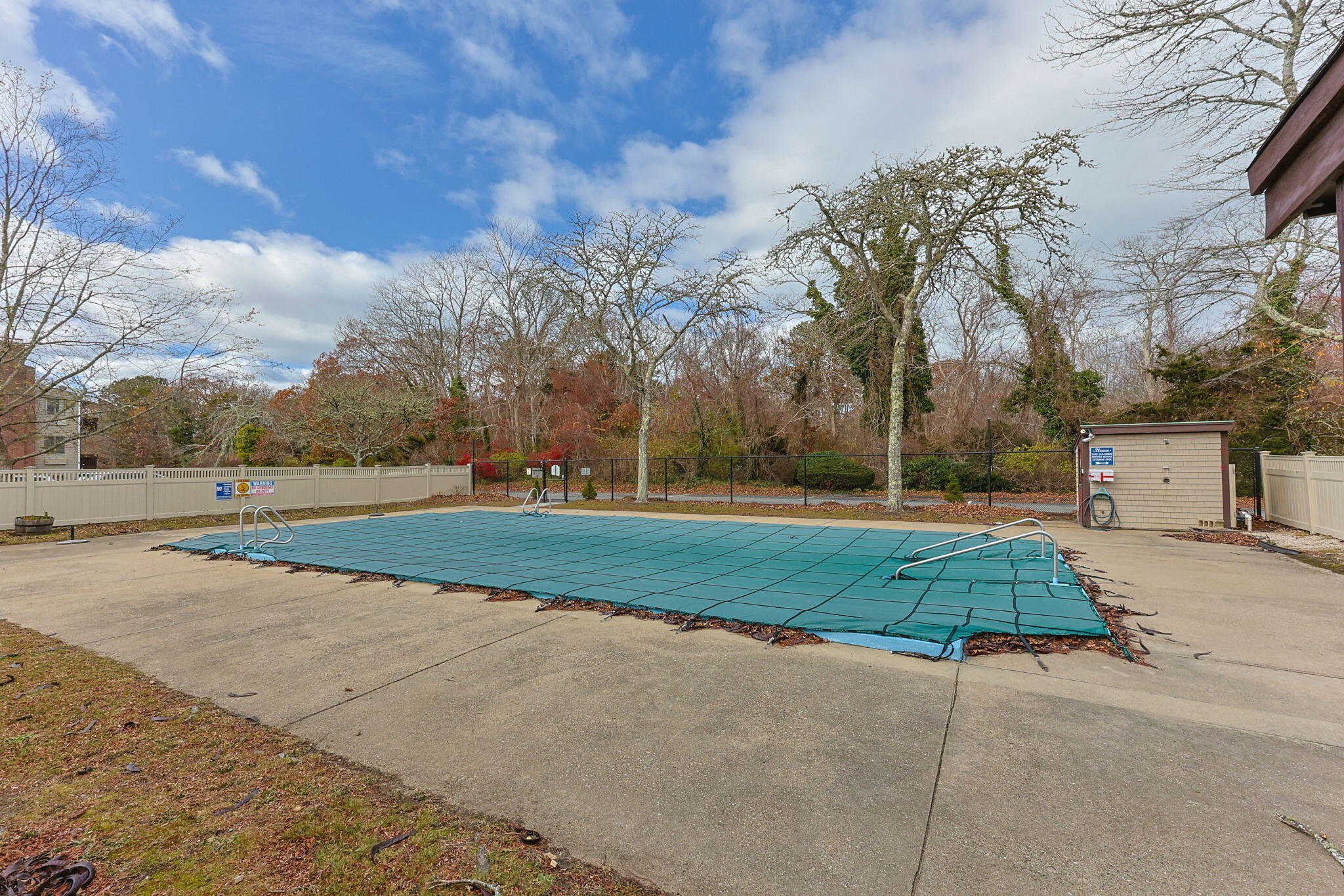 Orleans, Massachusetts 02653, United States, 1 Bedroom Bedrooms, ,1 BathroomBathrooms,Residential,Active,246750