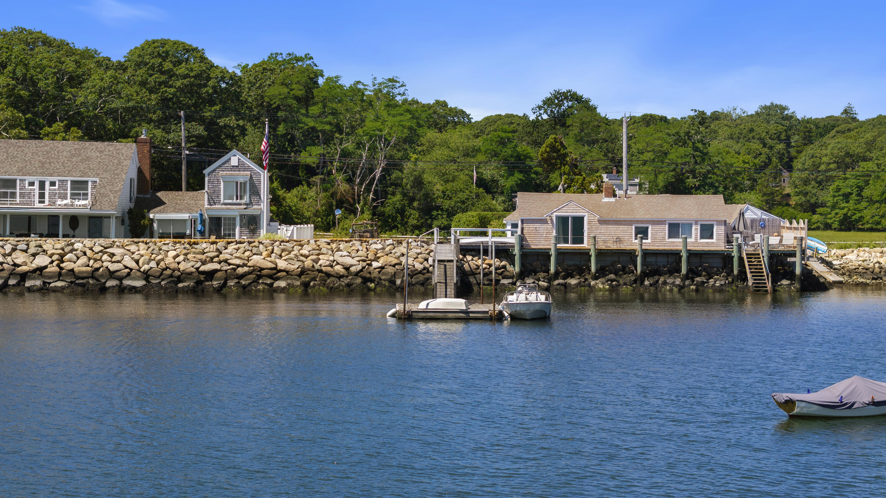 Orleans, Massachusetts 02653, United States, 7 Bedrooms Bedrooms, ,7 BathroomsBathrooms,Residential,Active,128185