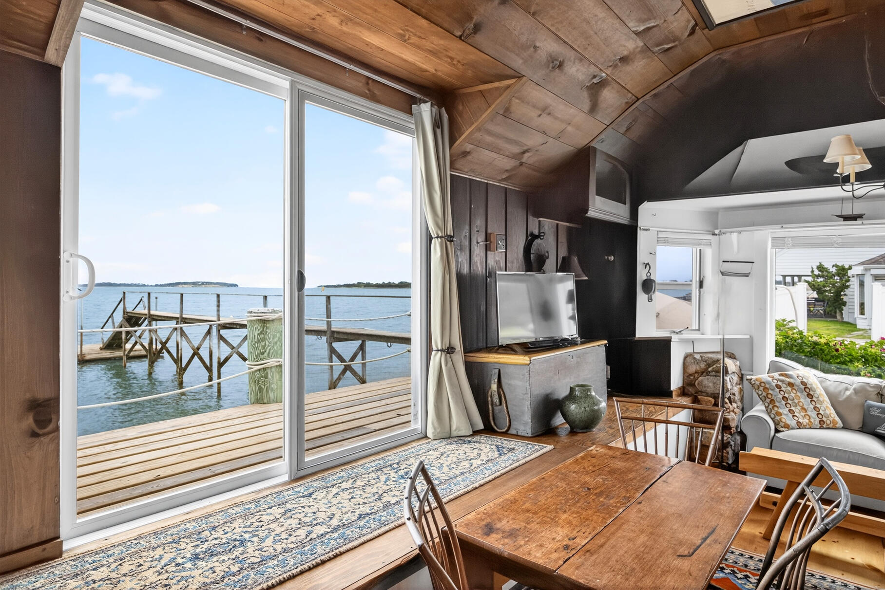 Orleans, Massachusetts 02653, United States, 7 Bedrooms Bedrooms, ,7 BathroomsBathrooms,Residential,Active,128185