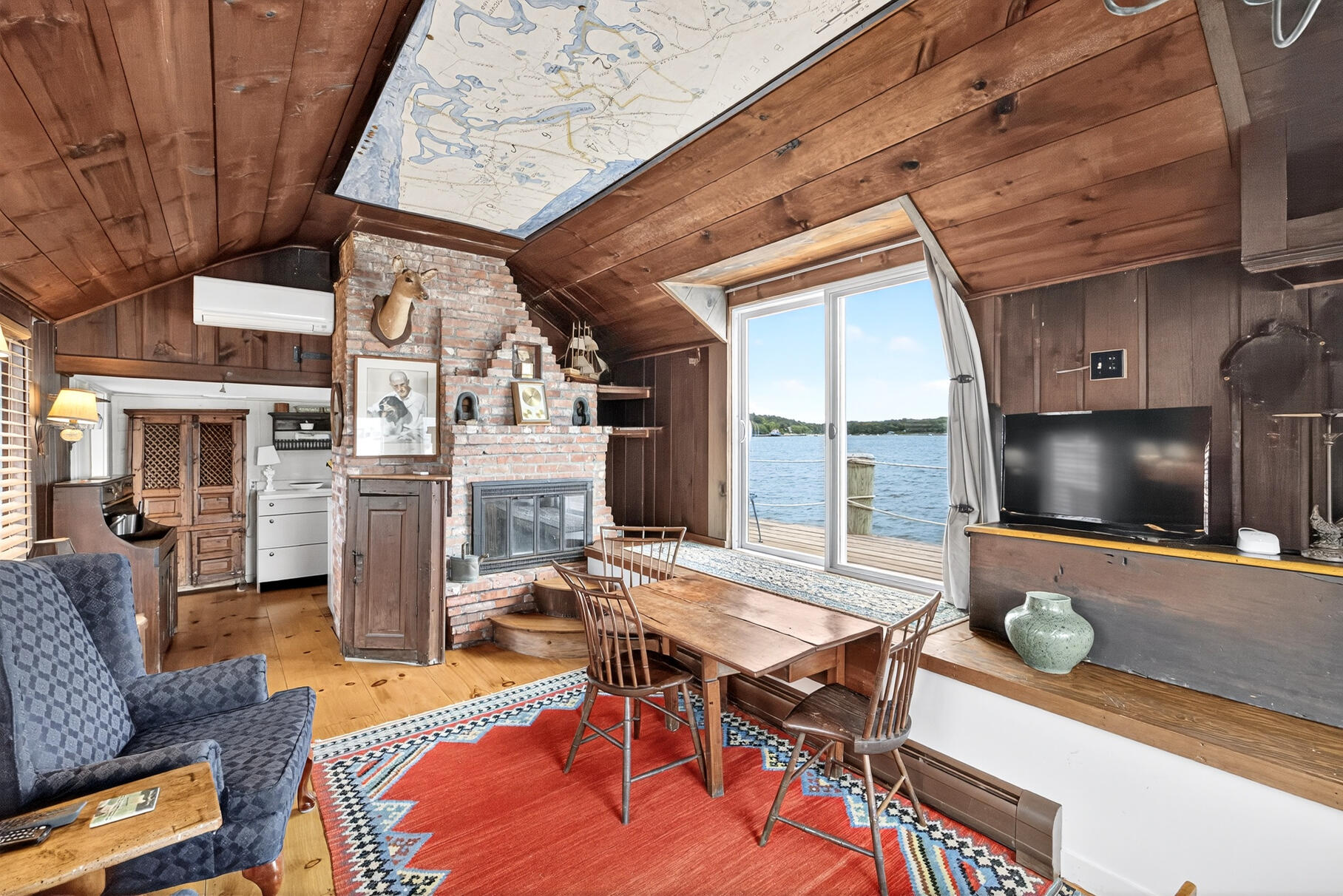 Orleans, Massachusetts 02653, United States, 7 Bedrooms Bedrooms, ,7 BathroomsBathrooms,Residential,Active,128185