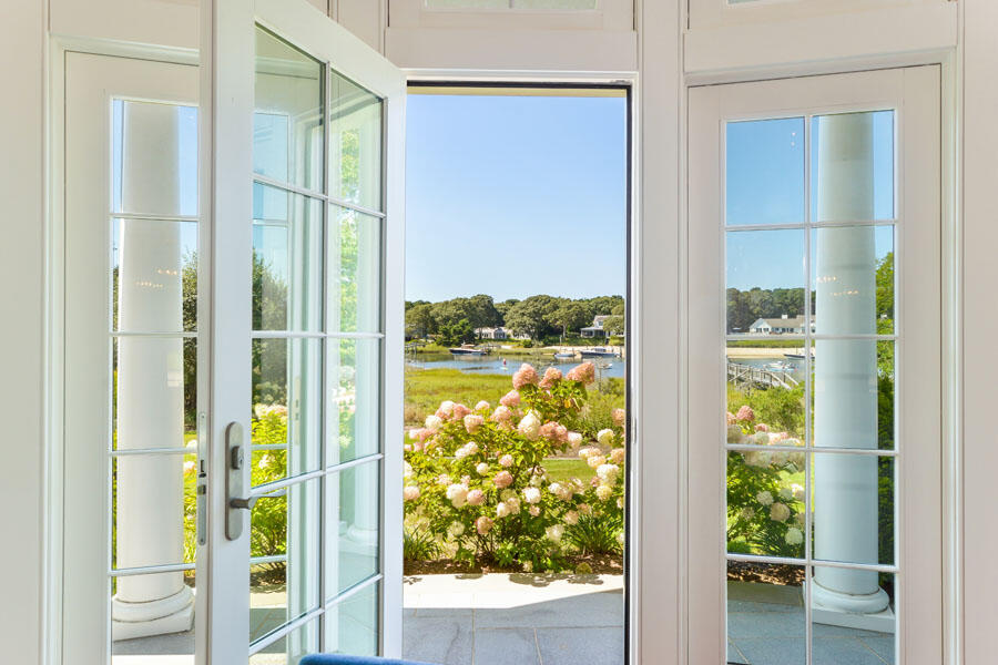 Osterville, Massachusetts 02655, United States, 6 Bedrooms Bedrooms, ,8 BathroomsBathrooms,Residential,Active,45386