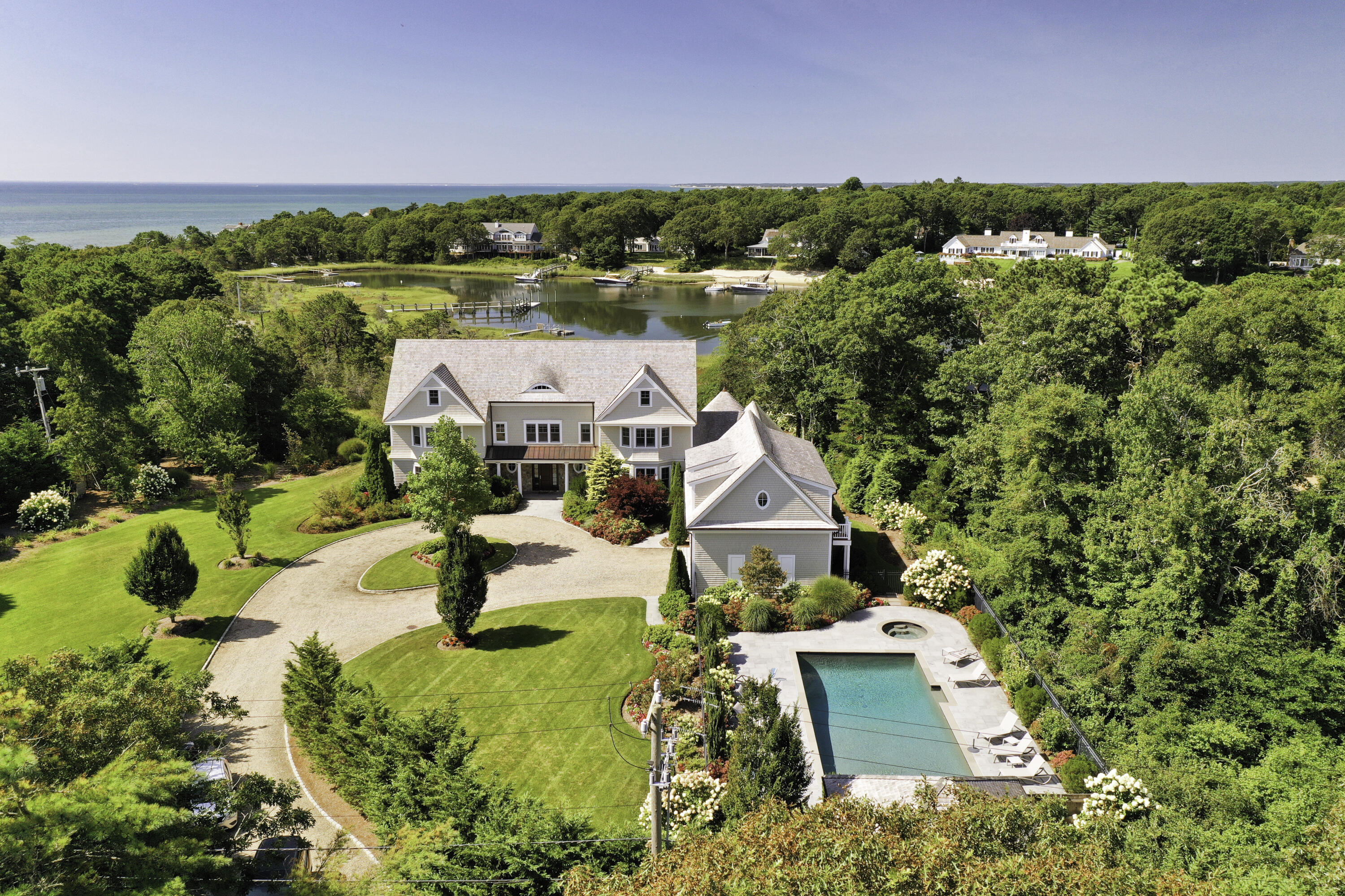 Osterville, Massachusetts 02655, United States, 6 Bedrooms Bedrooms, ,8 BathroomsBathrooms,Residential,Active,45386