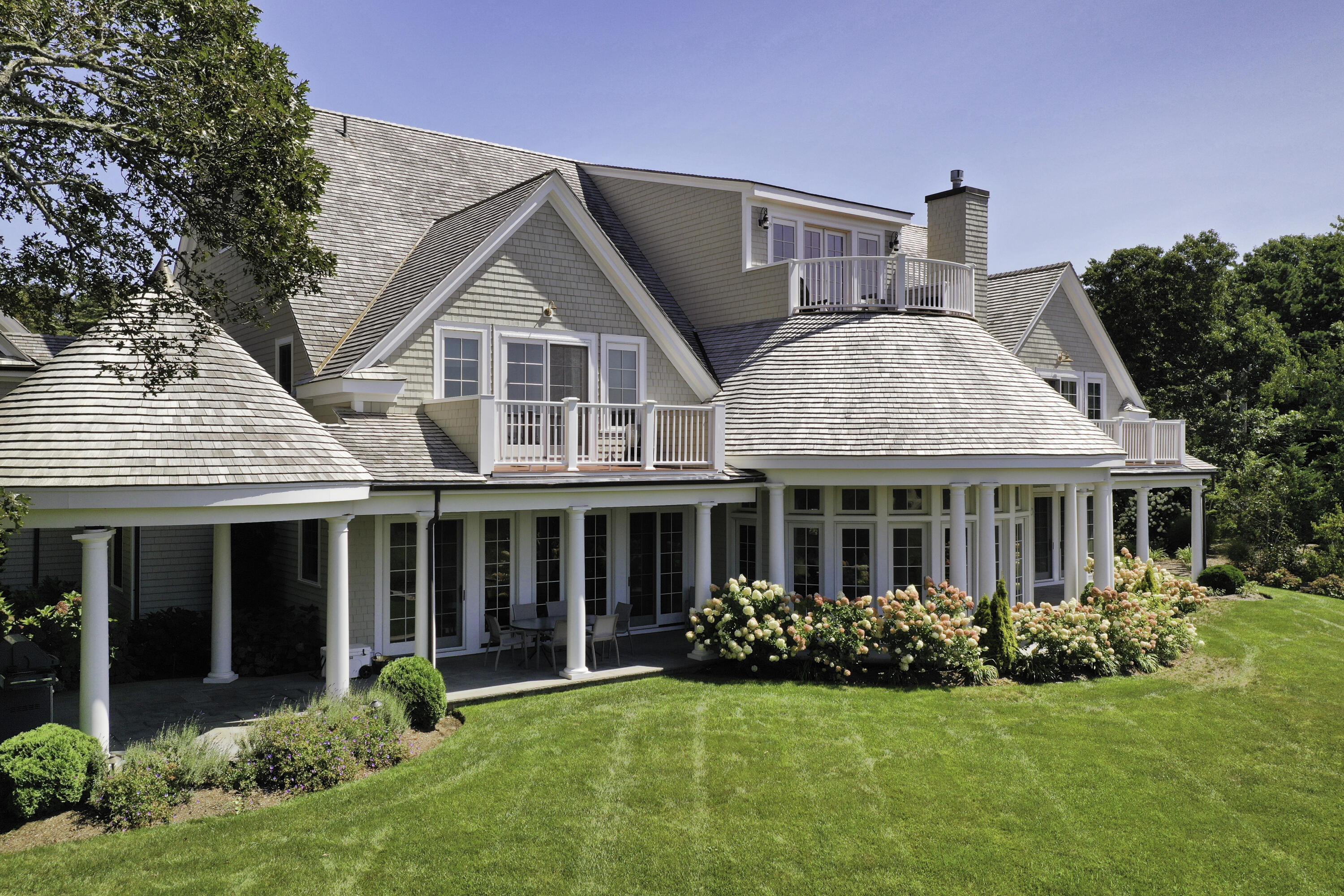 Osterville, Massachusetts 02655, United States, 6 Bedrooms Bedrooms, ,8 BathroomsBathrooms,Residential,Active,45386