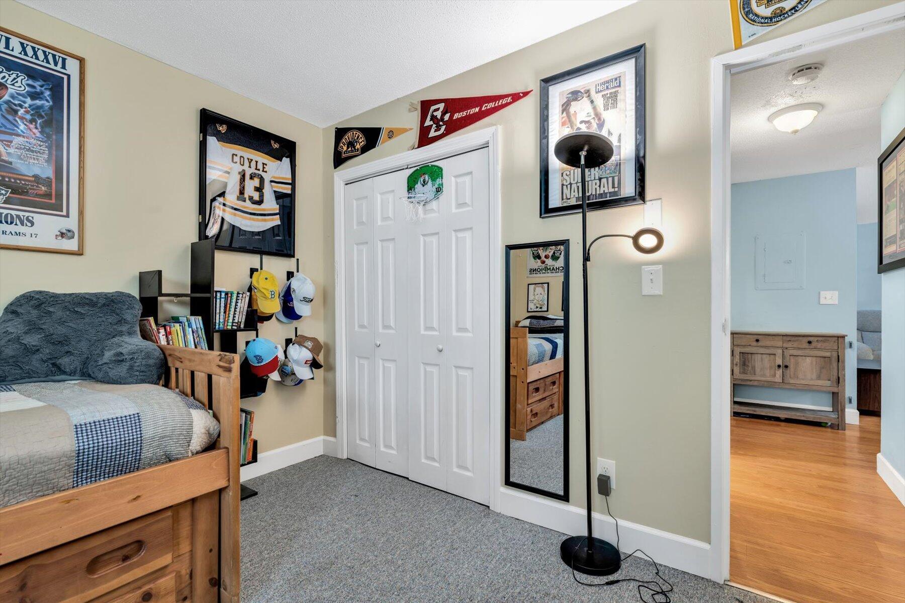 Plymouth, Massachusetts 02360, United States, 2 Bedrooms Bedrooms, ,1 BathroomBathrooms,Residential,Active,234433