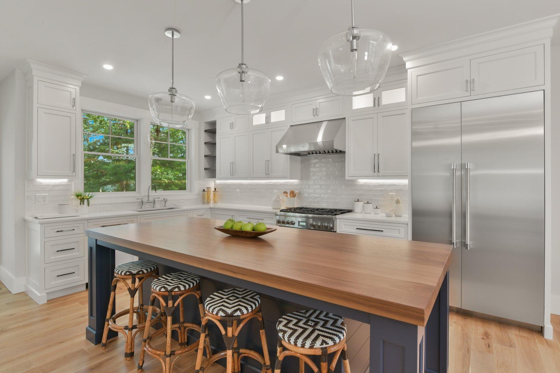 Mashpee, Massachusetts 02649, United States, 4 Bedrooms Bedrooms, ,4 BathroomsBathrooms,Residential,Active,189282