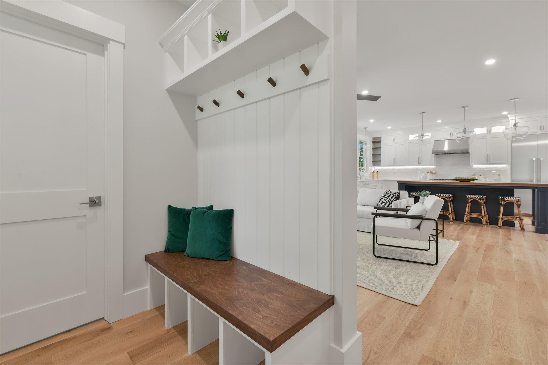 Mashpee, Massachusetts 02649, United States, 4 Bedrooms Bedrooms, ,4 BathroomsBathrooms,Residential,Active,189282