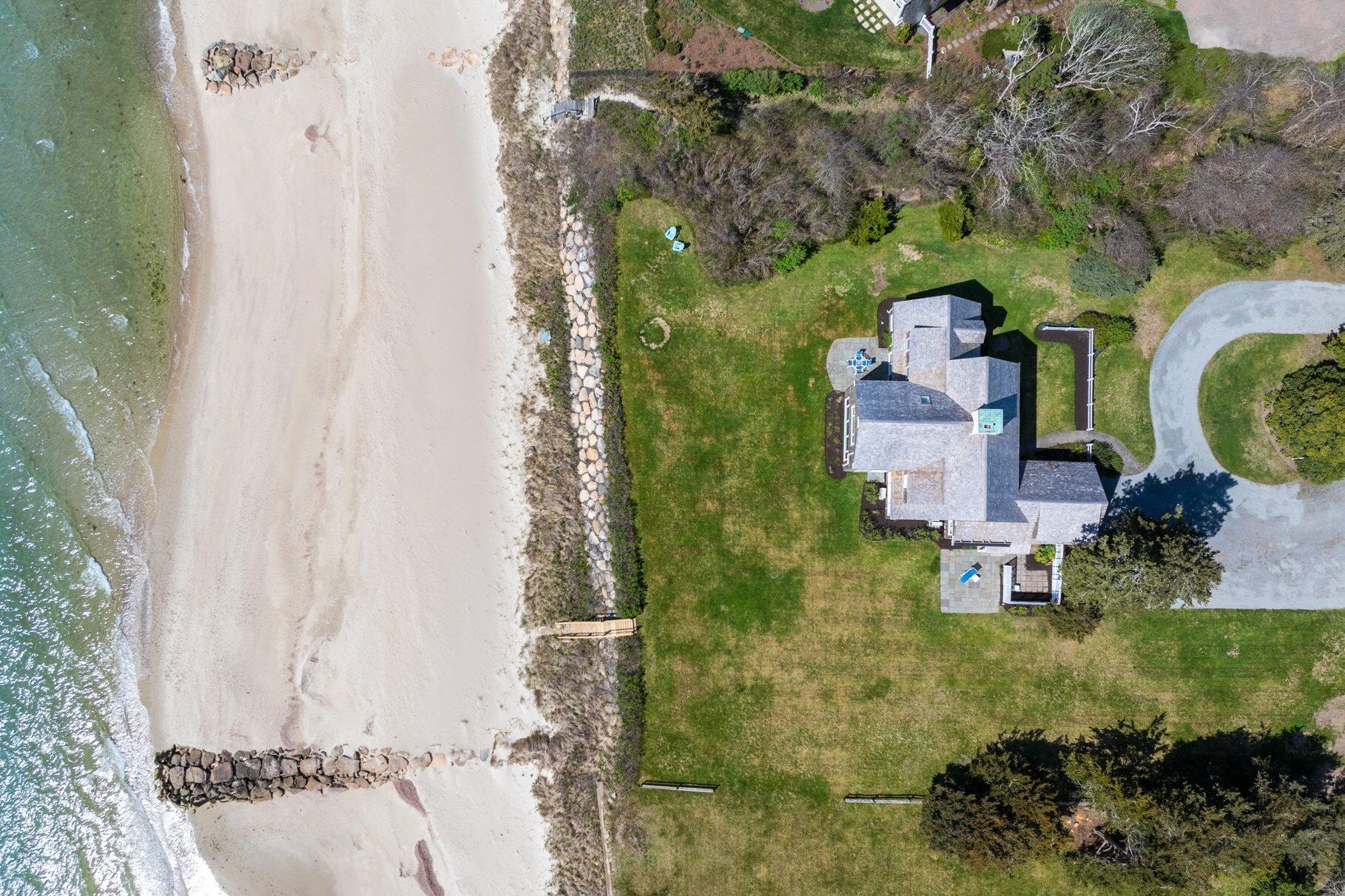 Osterville, Massachusetts 02655, United States, 6 Bedrooms Bedrooms, ,6 BathroomsBathrooms,Residential,Active,123887