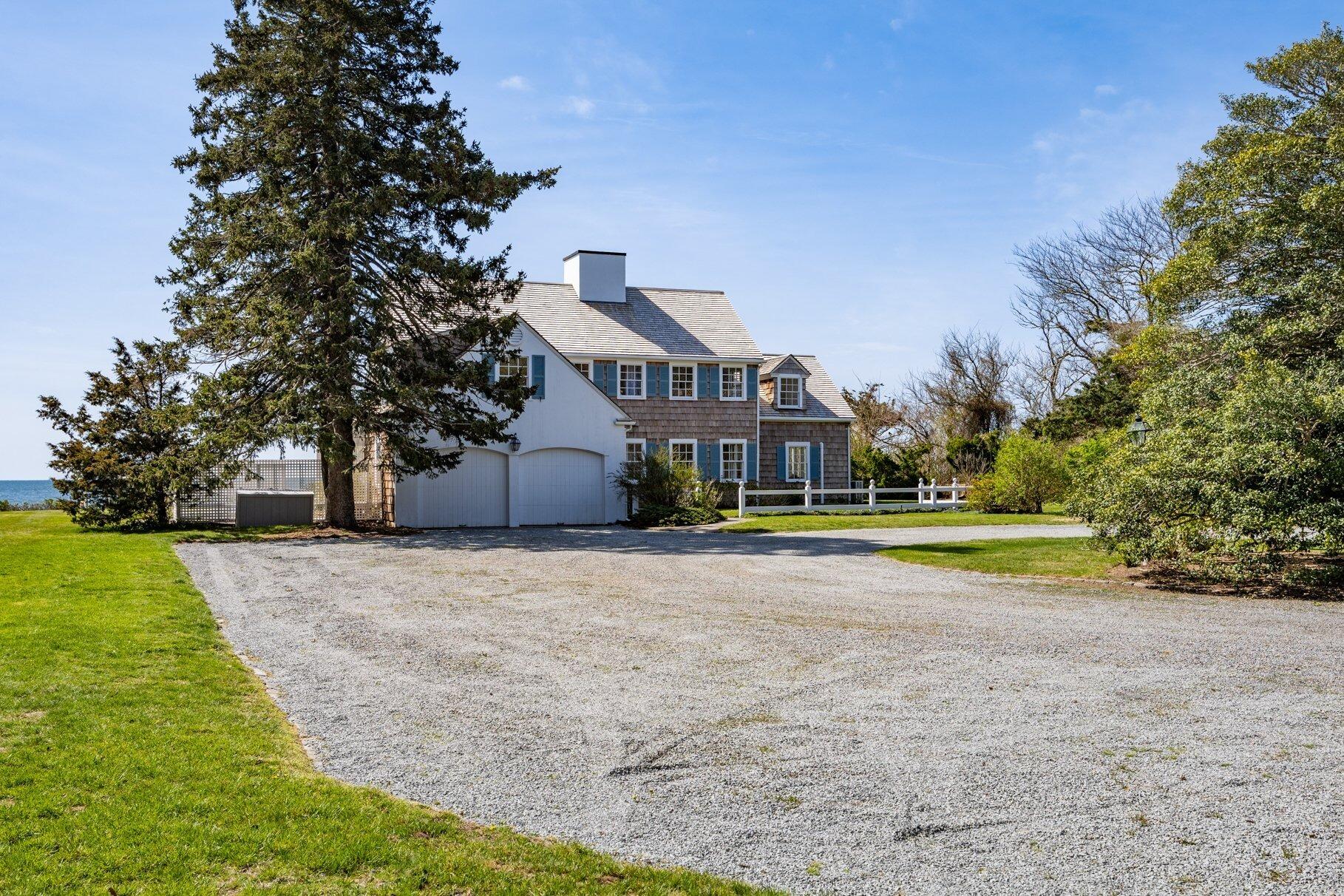 Osterville, Massachusetts 02655, United States, 6 Bedrooms Bedrooms, ,6 BathroomsBathrooms,Residential,Active,123887