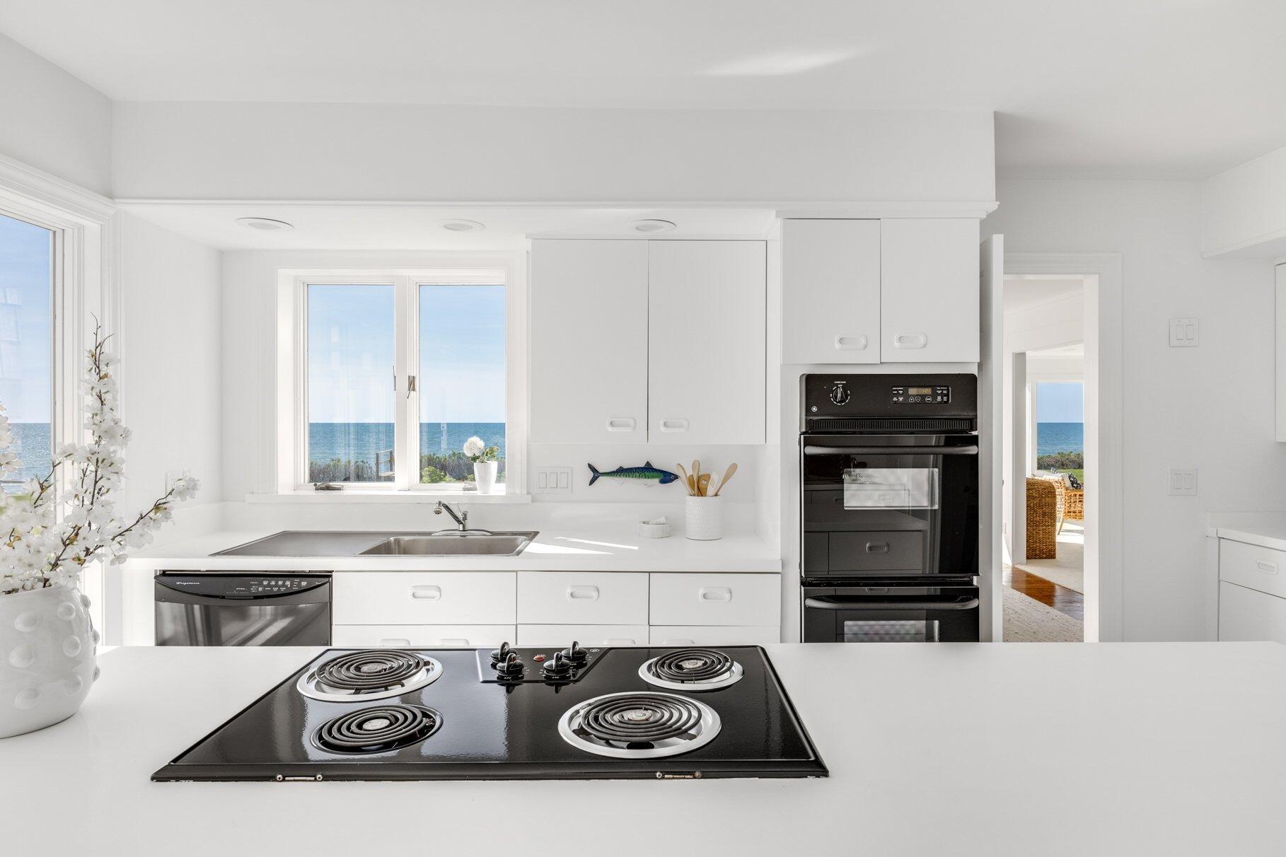 Osterville, Massachusetts 02655, United States, 6 Bedrooms Bedrooms, ,6 BathroomsBathrooms,Residential,Active,123887