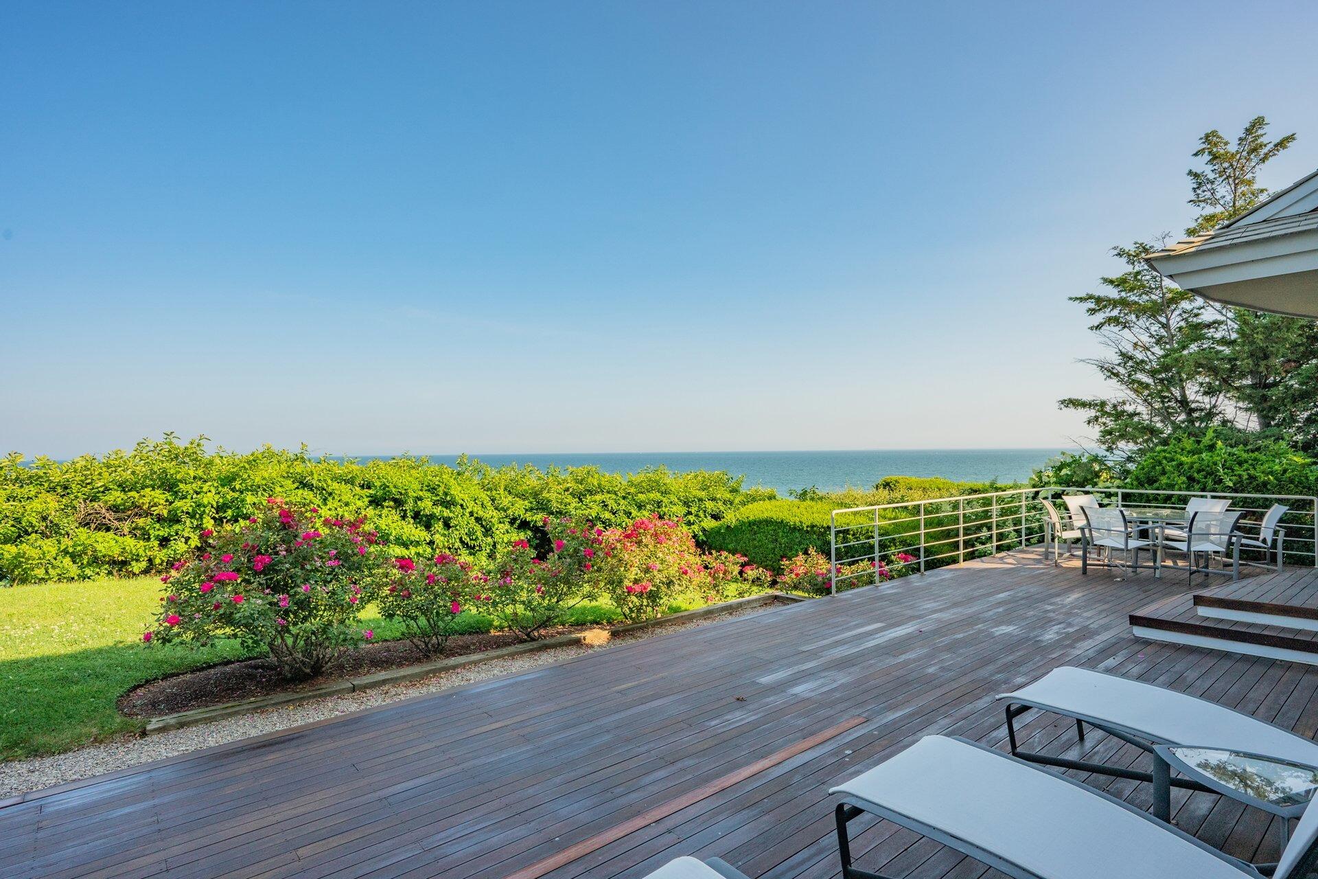 Mashpee, Massachusetts 02649, United States, 5 Bedrooms Bedrooms, ,6 BathroomsBathrooms,Residential,Active,190524