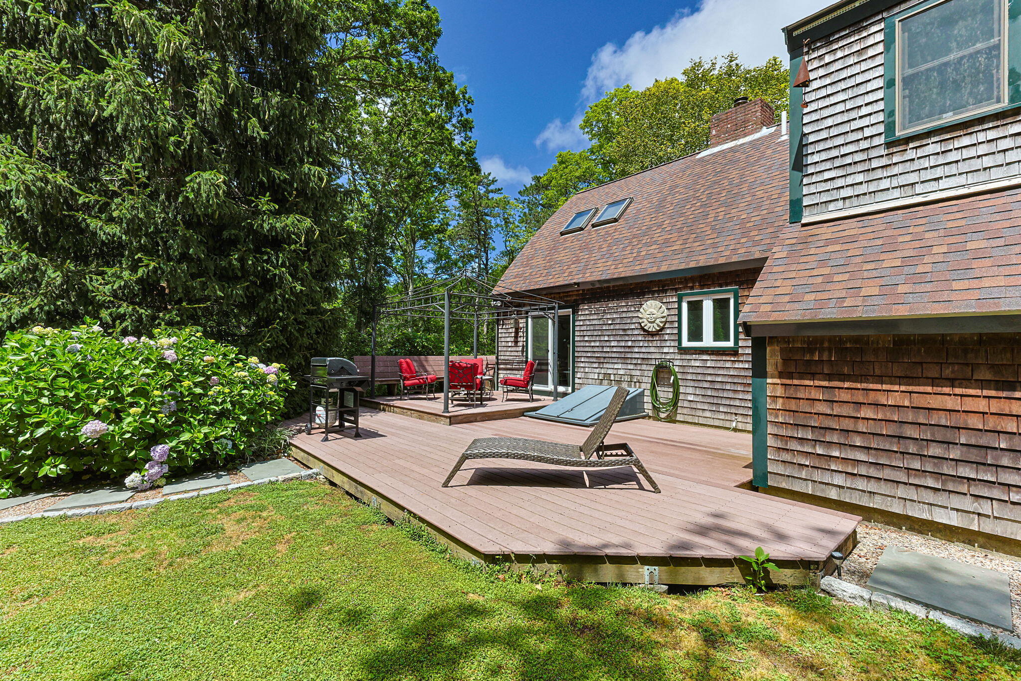 Brewster, Massachusetts 02631, United States, 3 Bedrooms Bedrooms, ,2 BathroomsBathrooms,Residential,Active,173827