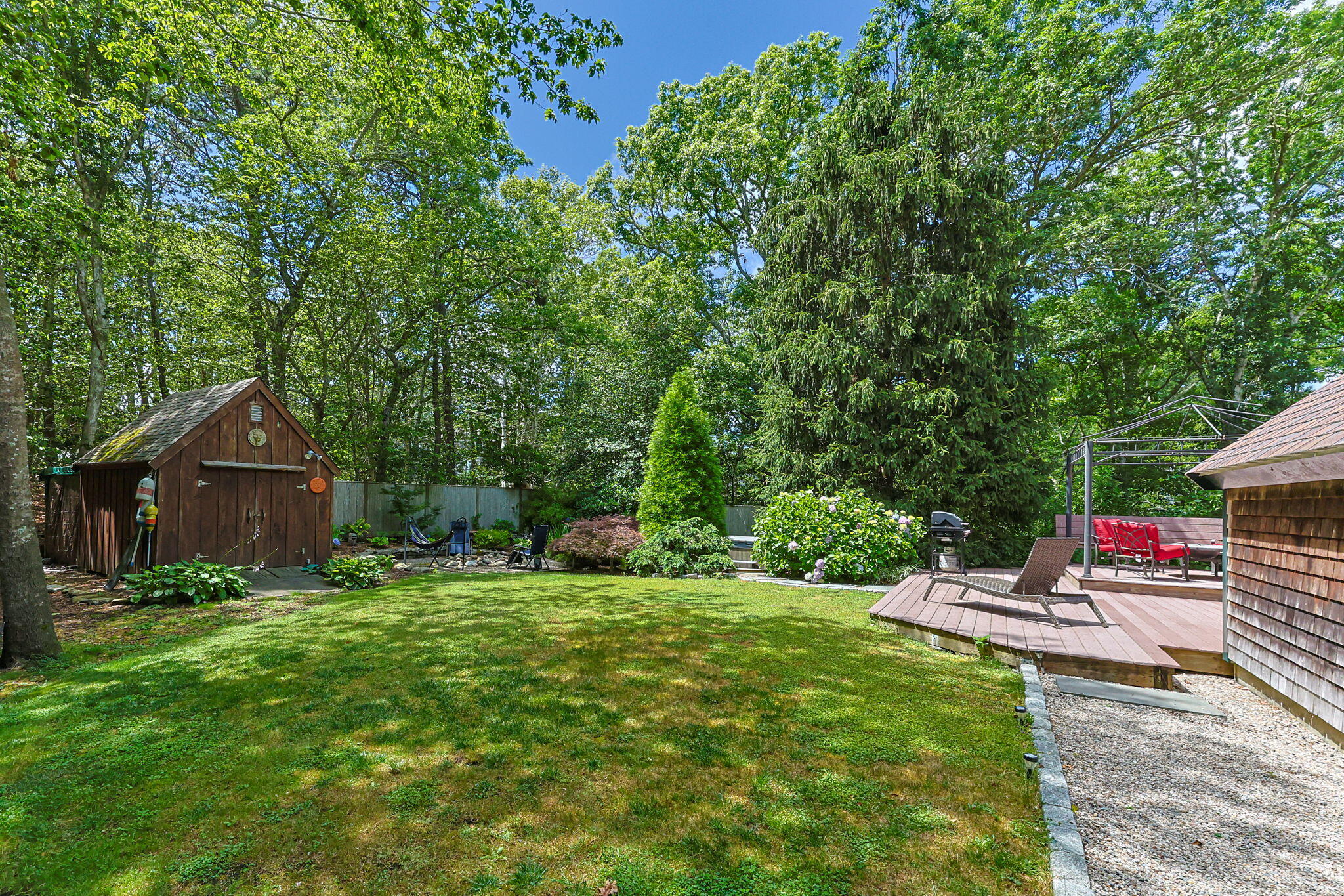 Brewster, Massachusetts 02631, United States, 3 Bedrooms Bedrooms, ,2 BathroomsBathrooms,Residential,Active,173827