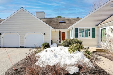 Photo of 94 Pine Hill Boulevard #UNIT 94, Mashpee, MA 02649 (MLS # 22600747)