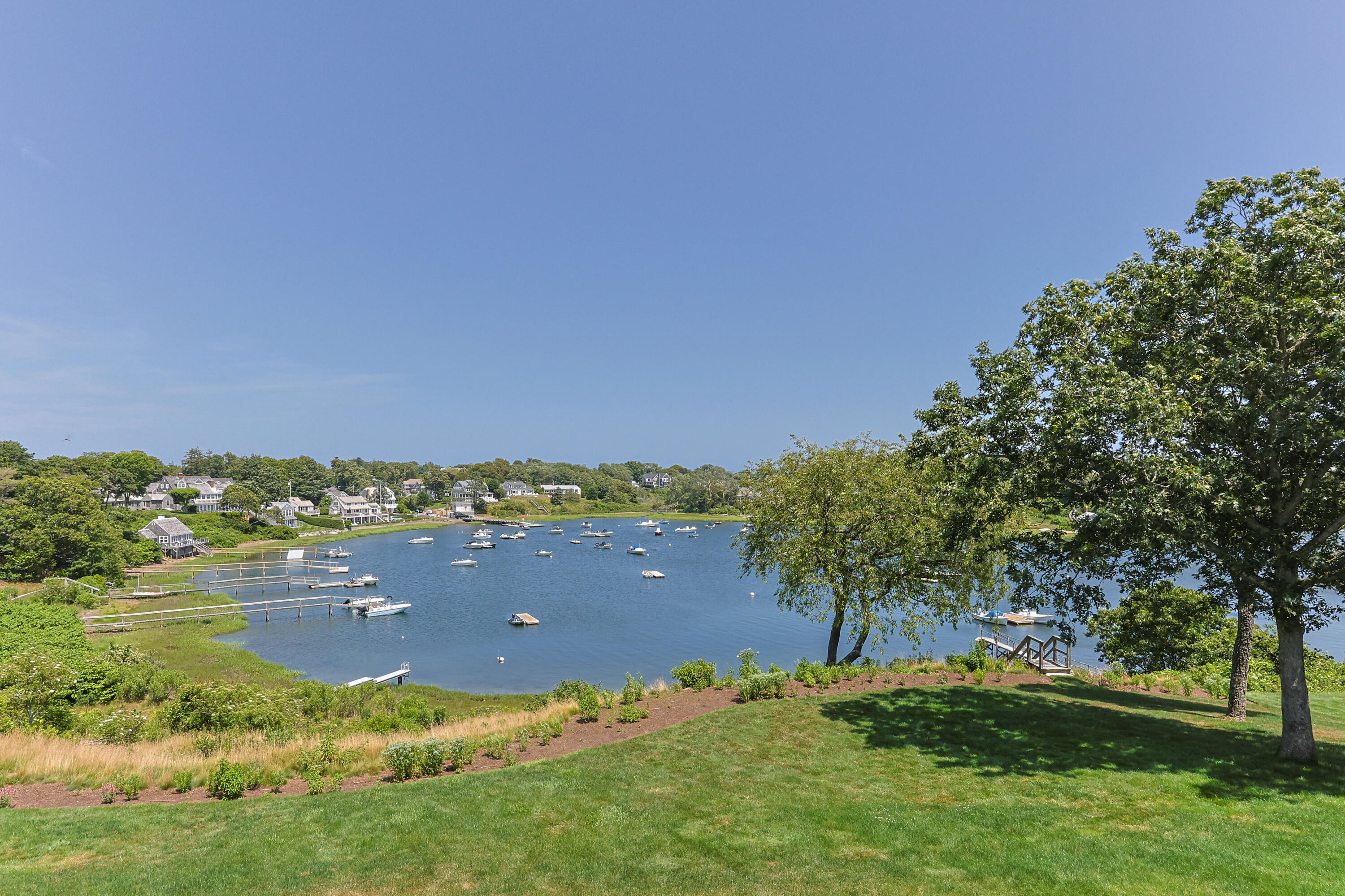 Chatham, Massachusetts 02633, United States, 5 Bedrooms Bedrooms, ,7 BathroomsBathrooms,Residential,Active,198031