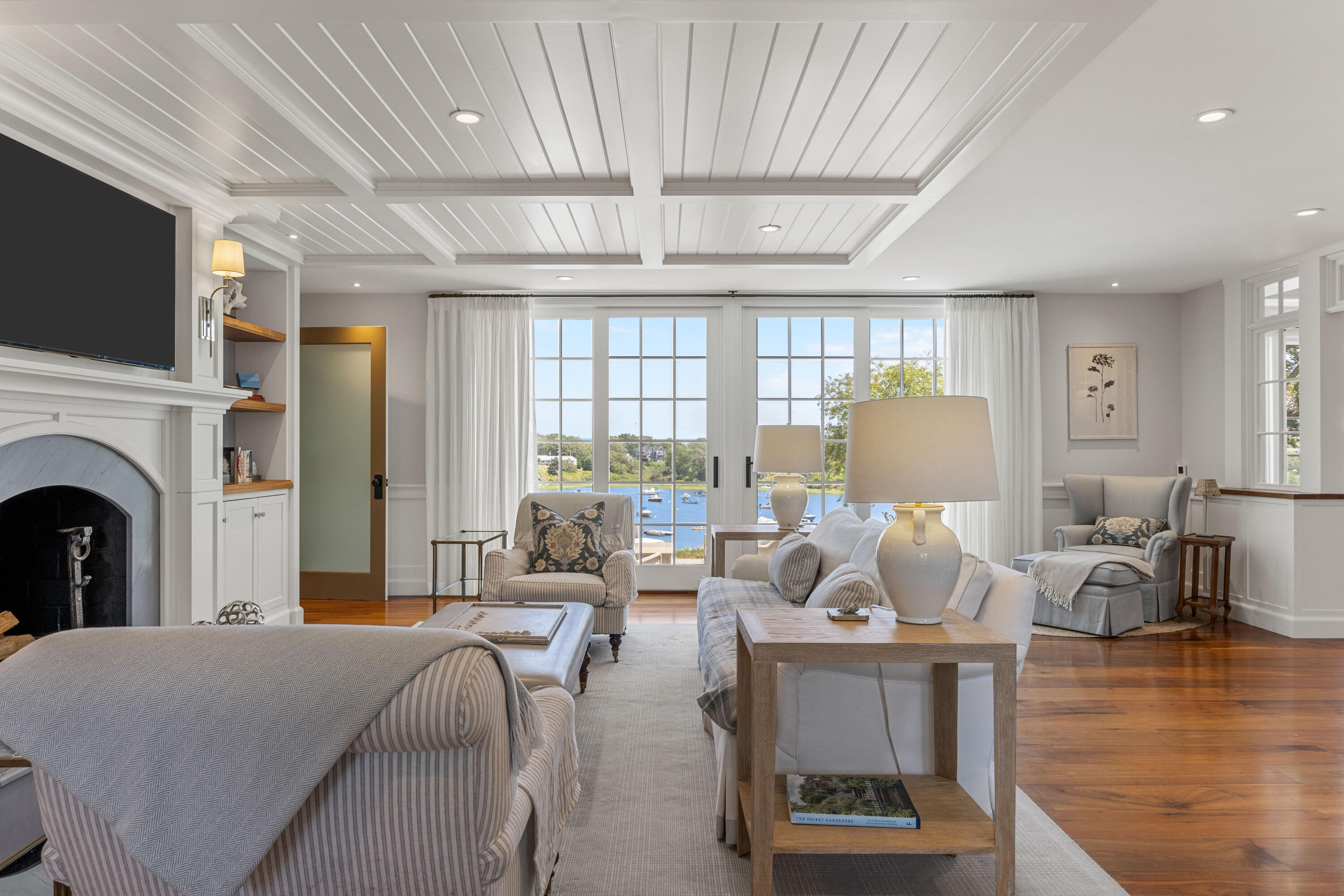 Chatham, Massachusetts 02633, United States, 5 Bedrooms Bedrooms, ,7 BathroomsBathrooms,Residential,Active,198031