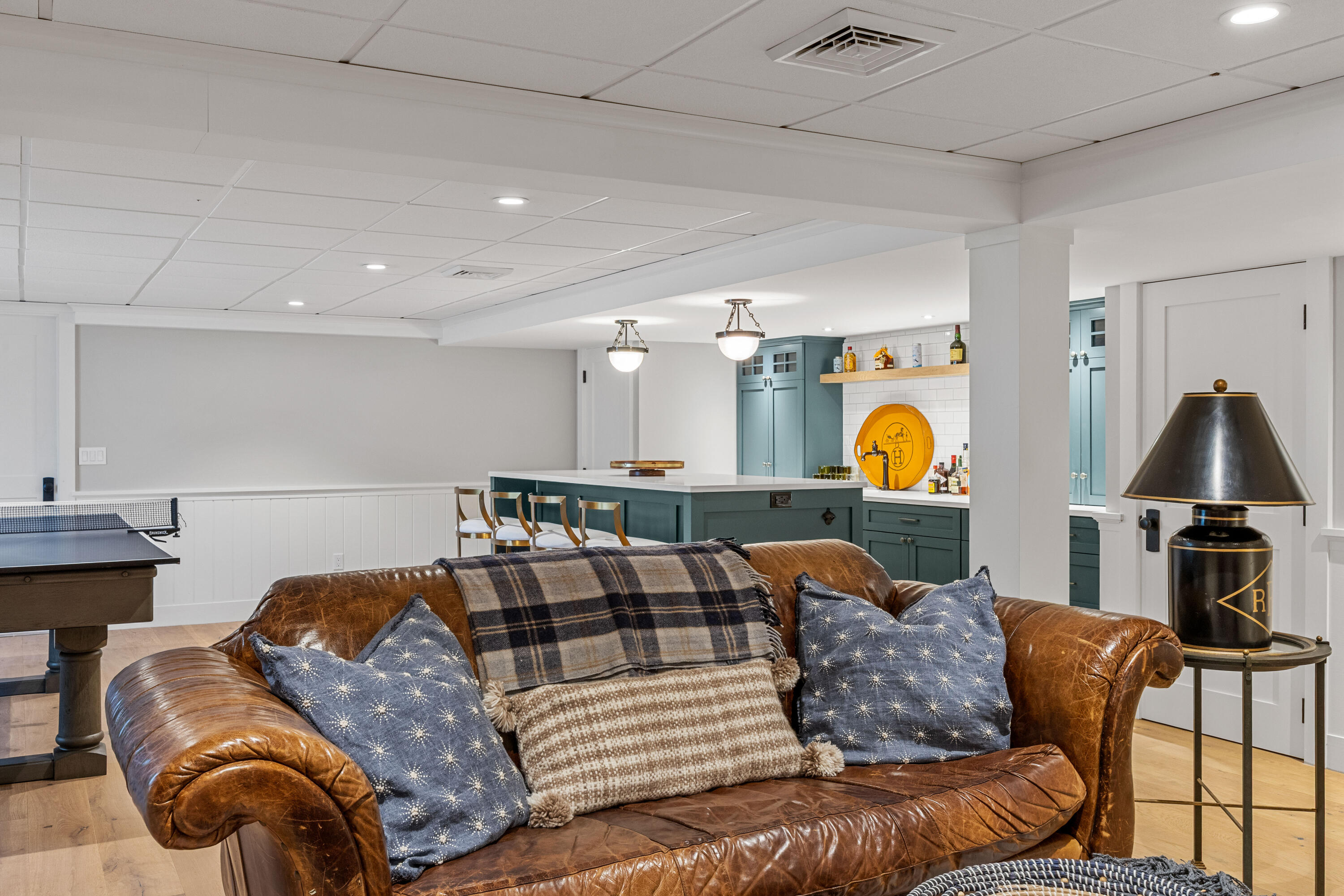 Chatham, Massachusetts 02633, United States, 5 Bedrooms Bedrooms, ,7 BathroomsBathrooms,Residential,Active,198031