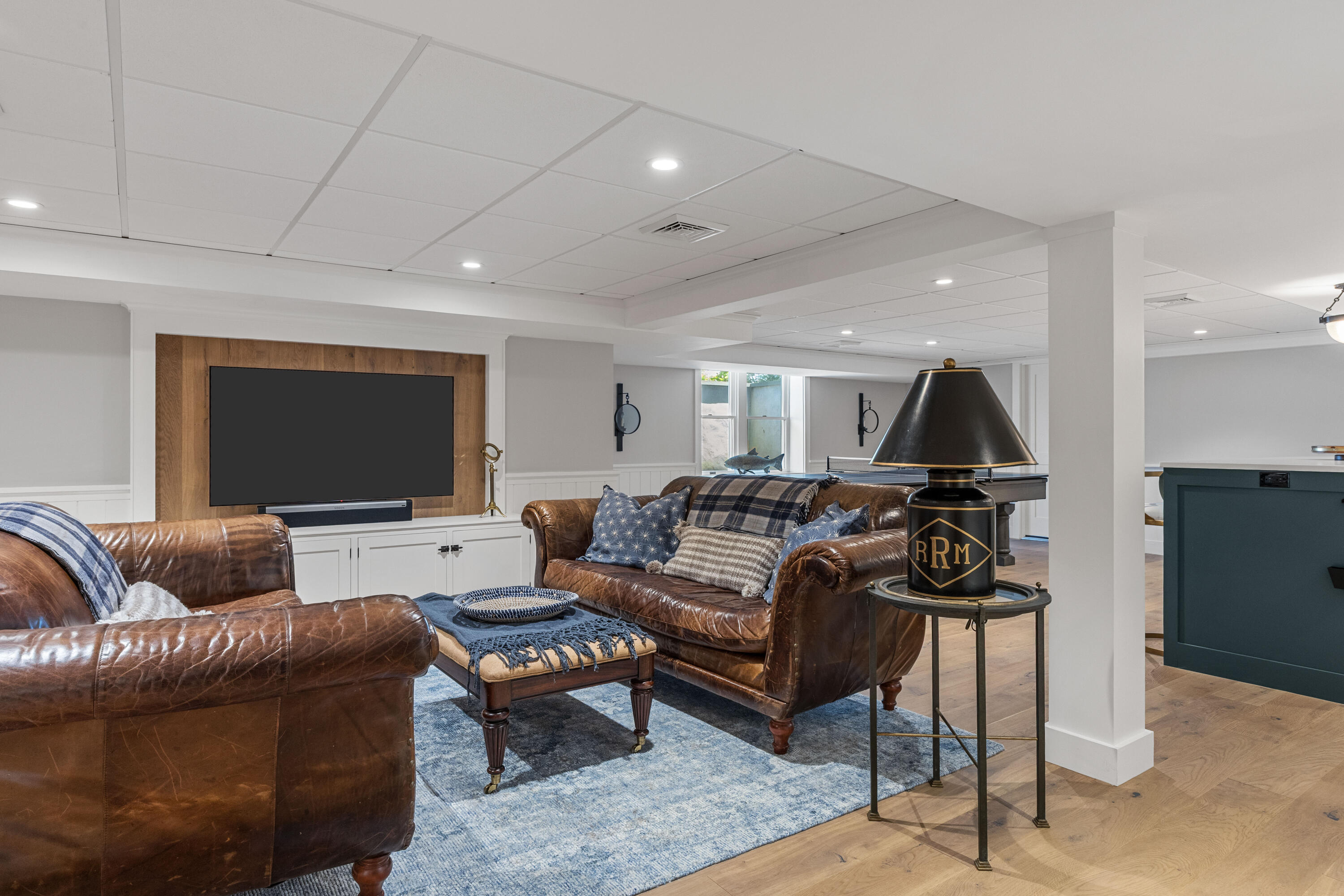 Chatham, Massachusetts 02633, United States, 5 Bedrooms Bedrooms, ,7 BathroomsBathrooms,Residential,Active,198031