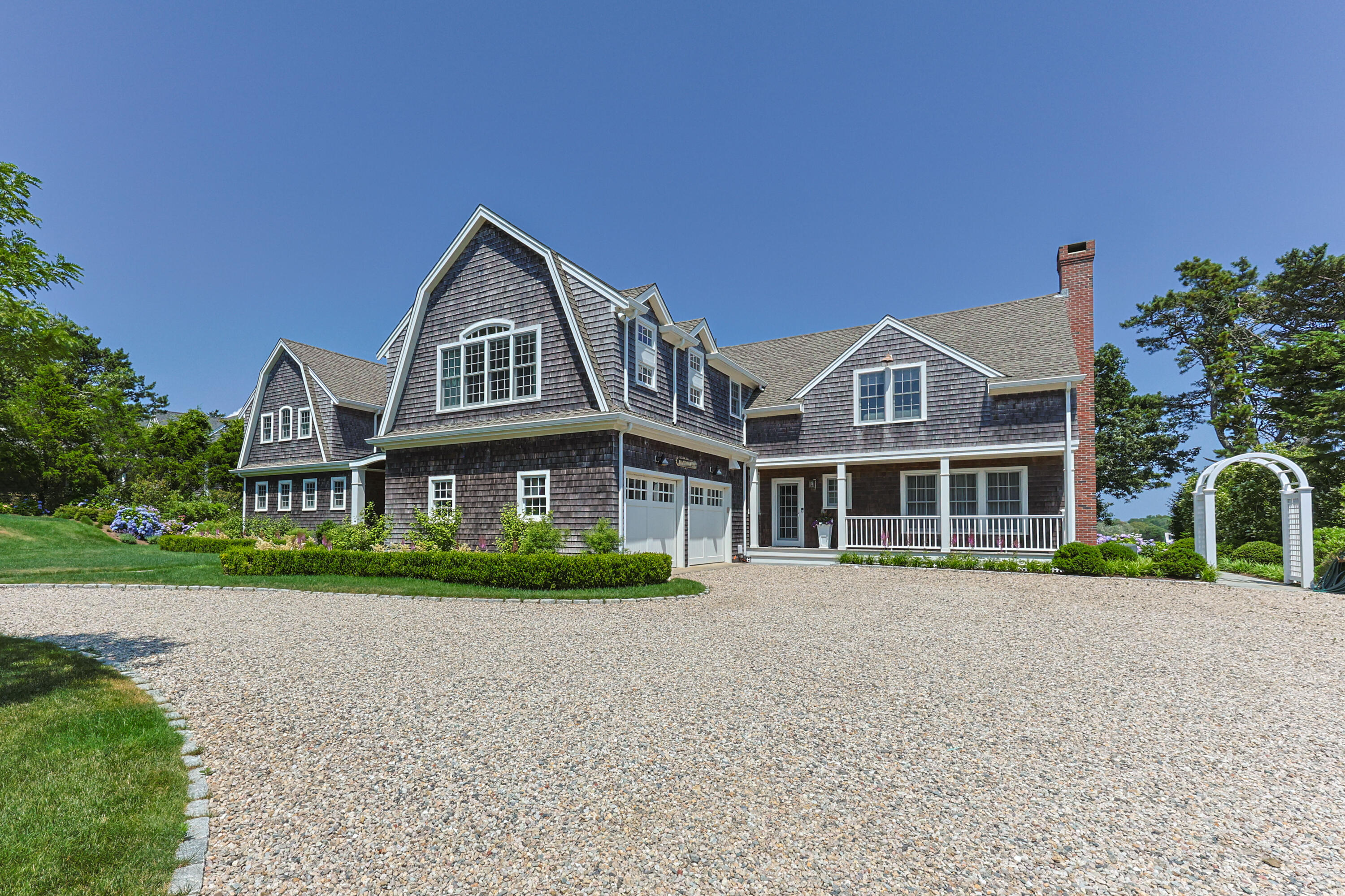 Chatham, Massachusetts 02633, United States, 5 Bedrooms Bedrooms, ,7 BathroomsBathrooms,Residential,Active,198031
