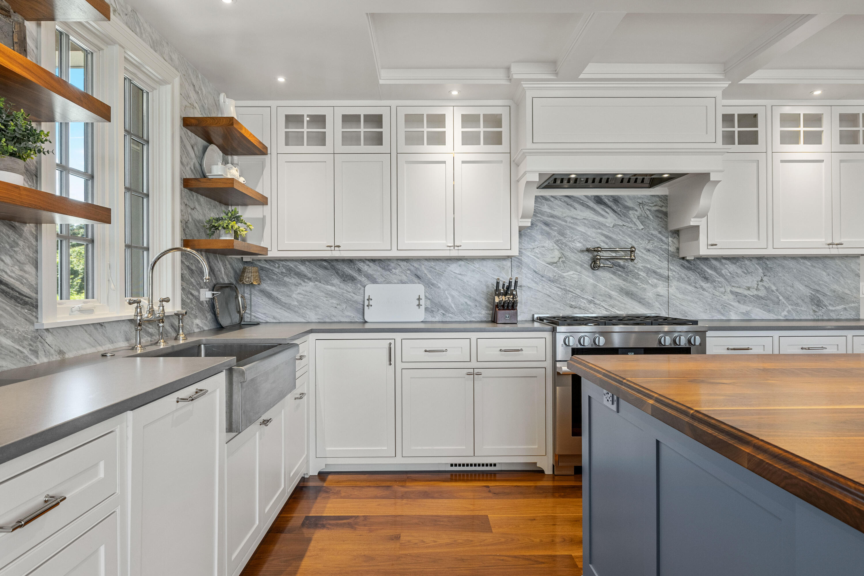 Chatham, Massachusetts 02633, United States, 5 Bedrooms Bedrooms, ,7 BathroomsBathrooms,Residential,Active,198031