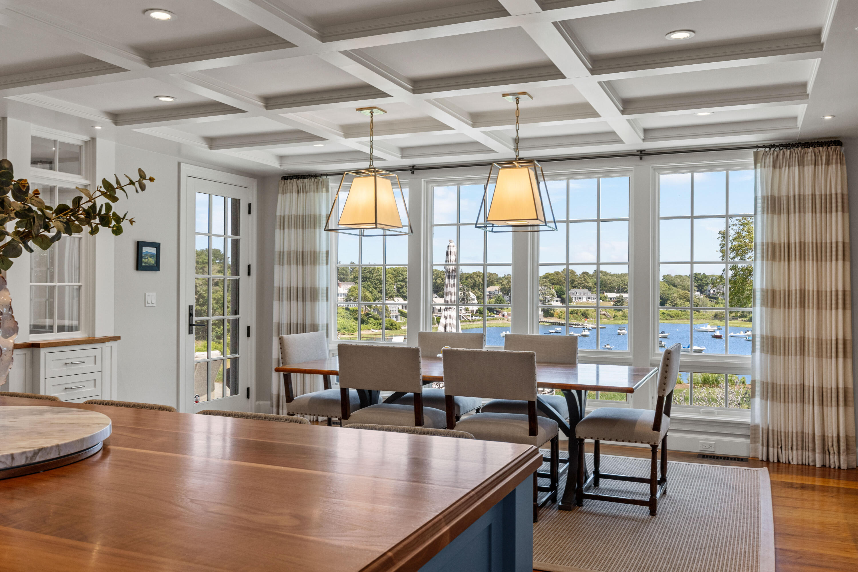 Chatham, Massachusetts 02633, United States, 5 Bedrooms Bedrooms, ,7 BathroomsBathrooms,Residential,Active,198031