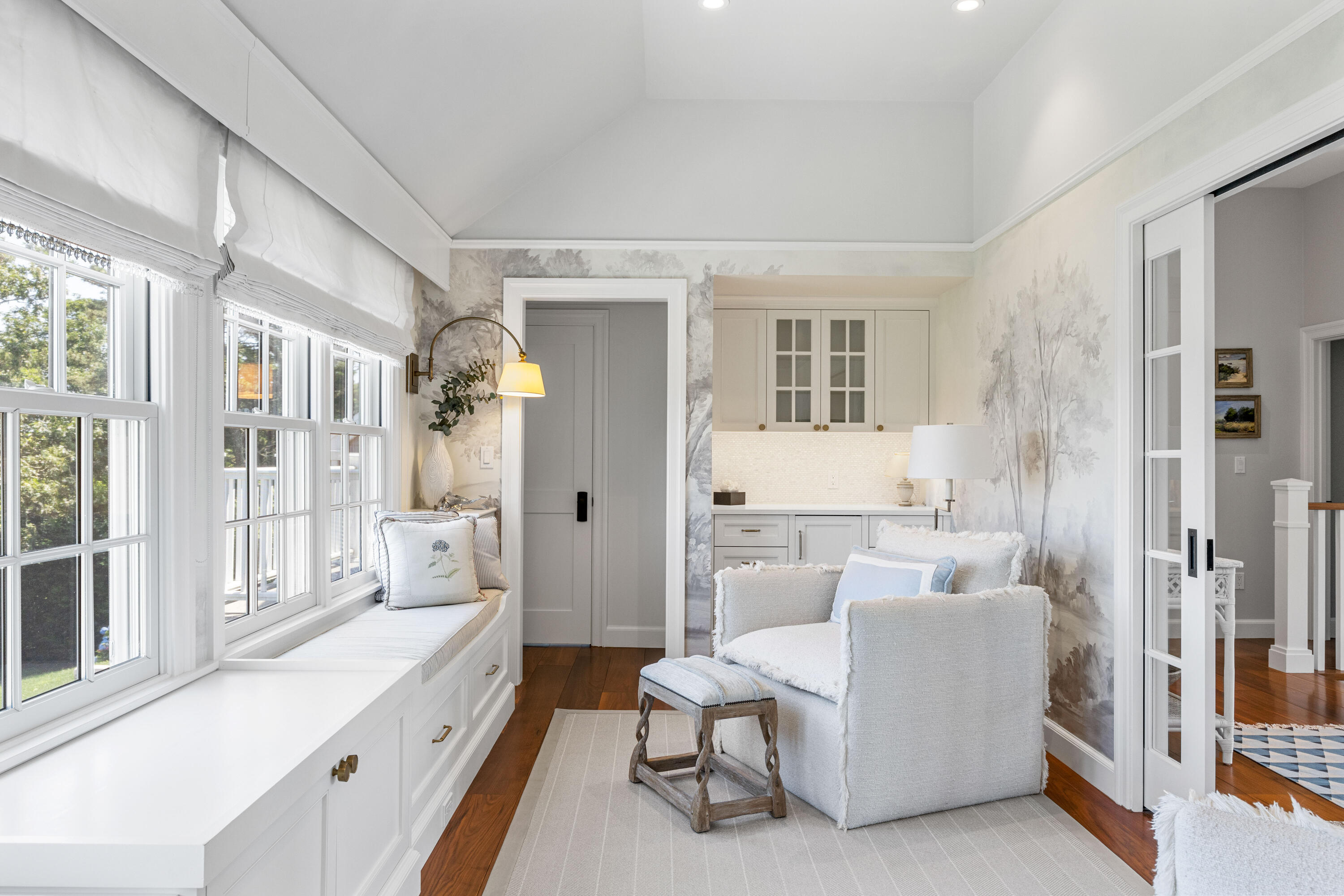 Chatham, Massachusetts 02633, United States, 5 Bedrooms Bedrooms, ,7 BathroomsBathrooms,Residential,Active,198031