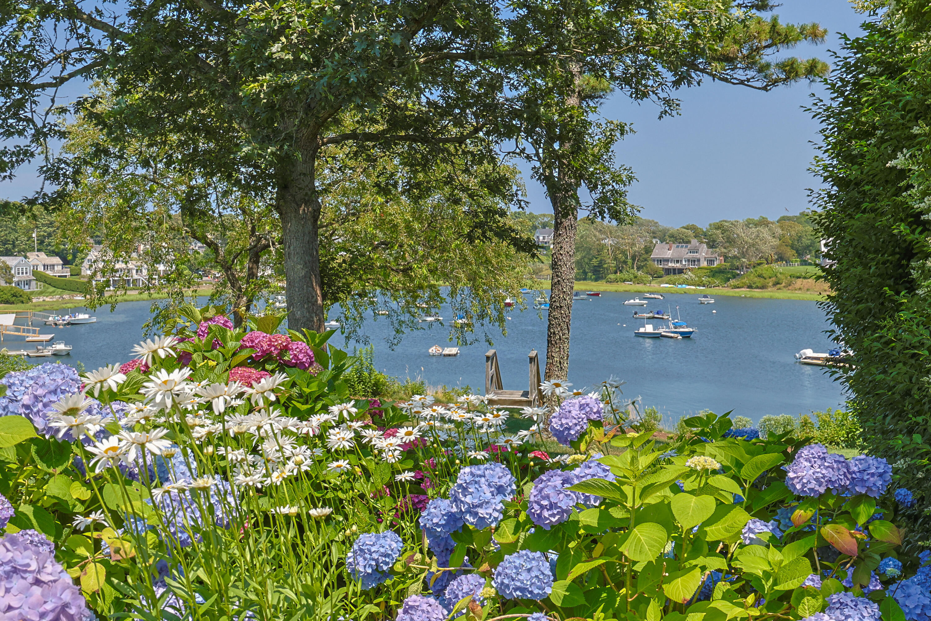 Chatham, Massachusetts 02633, United States, 5 Bedrooms Bedrooms, ,7 BathroomsBathrooms,Residential,Active,198031