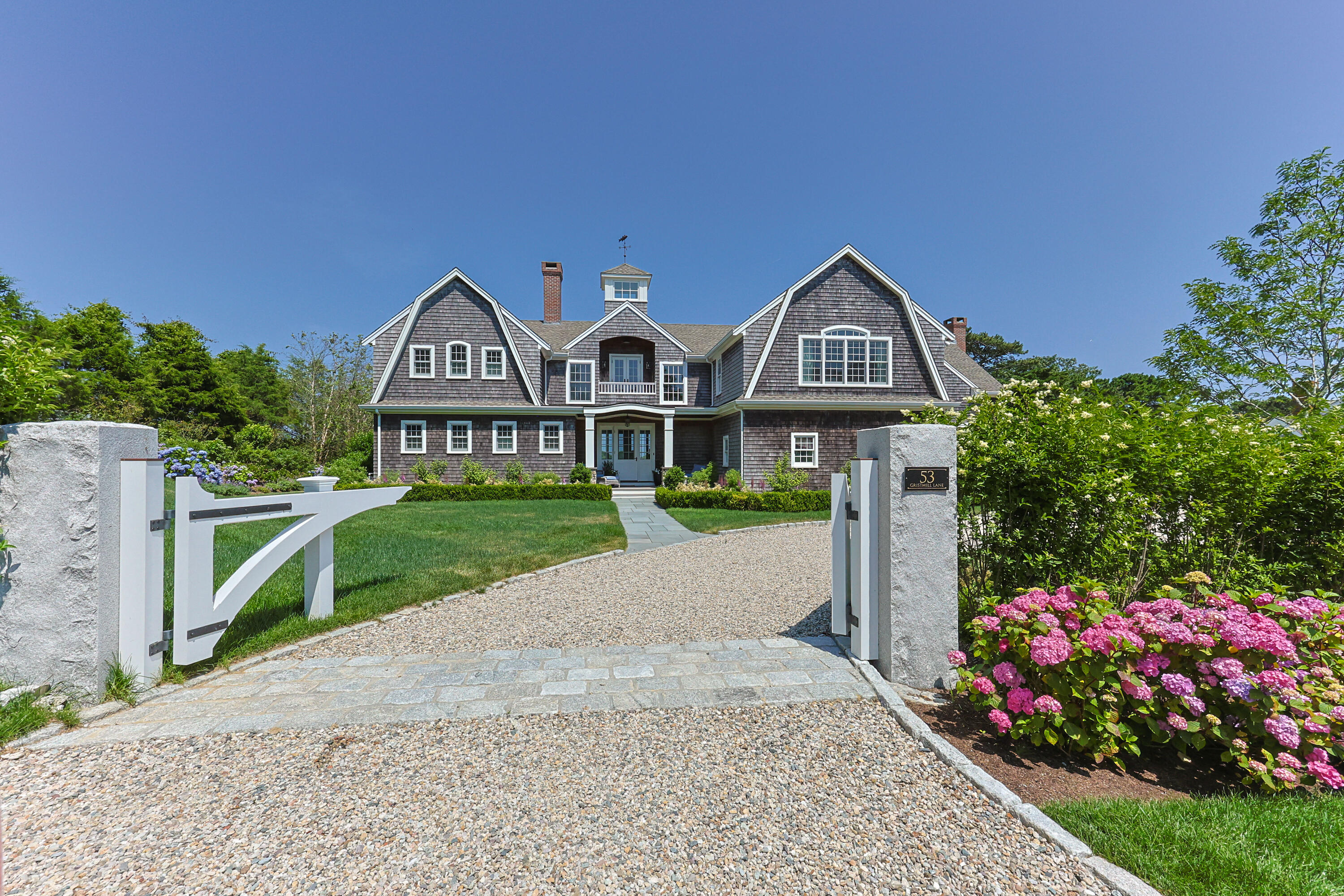 Chatham, Massachusetts 02633, United States, 5 Bedrooms Bedrooms, ,7 BathroomsBathrooms,Residential,Active,198031