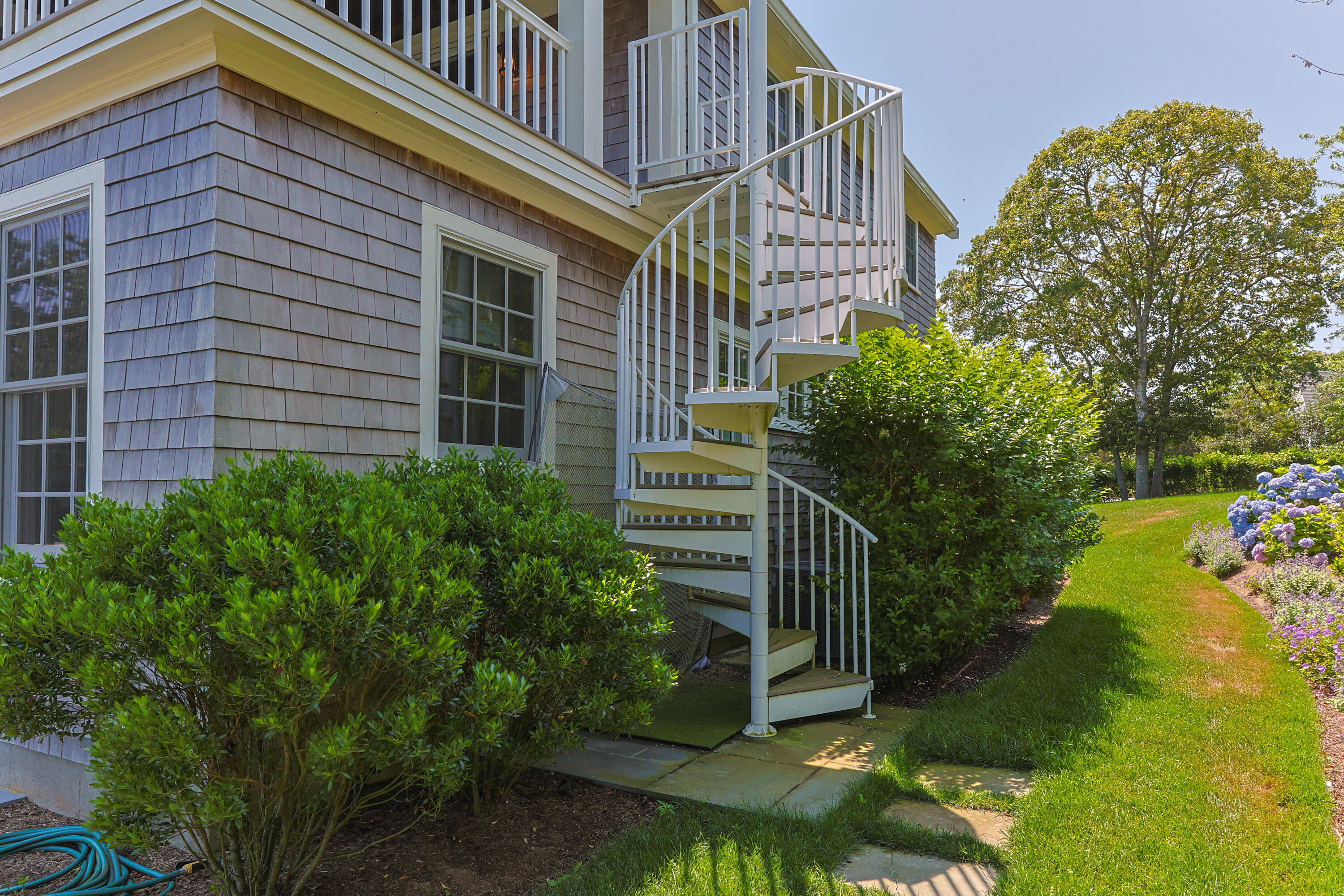 Chatham, Massachusetts 02633, United States, 5 Bedrooms Bedrooms, ,7 BathroomsBathrooms,Residential,Active,198031