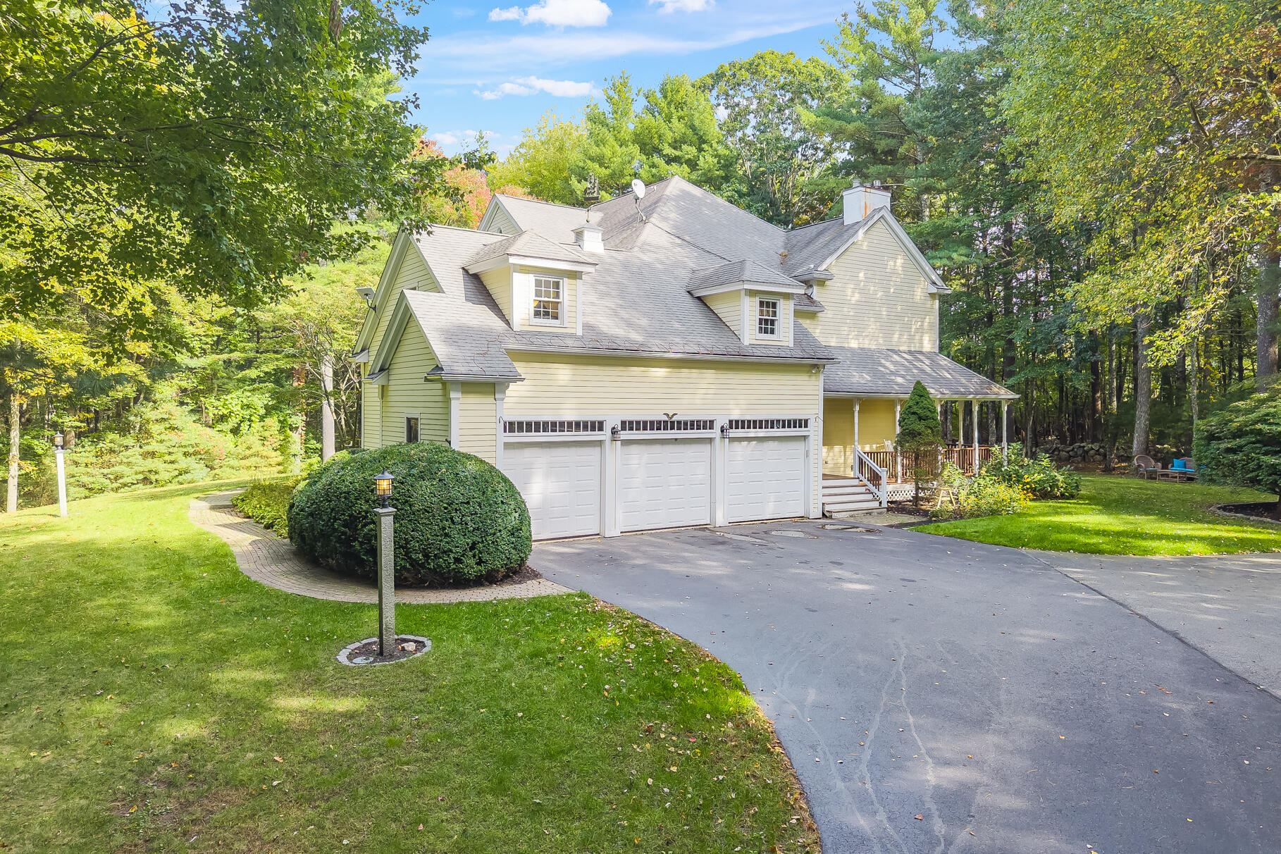 Pembroke, Massachusetts 02359, United States, 4 Bedrooms Bedrooms, ,4 BathroomsBathrooms,Residential,Active,220797