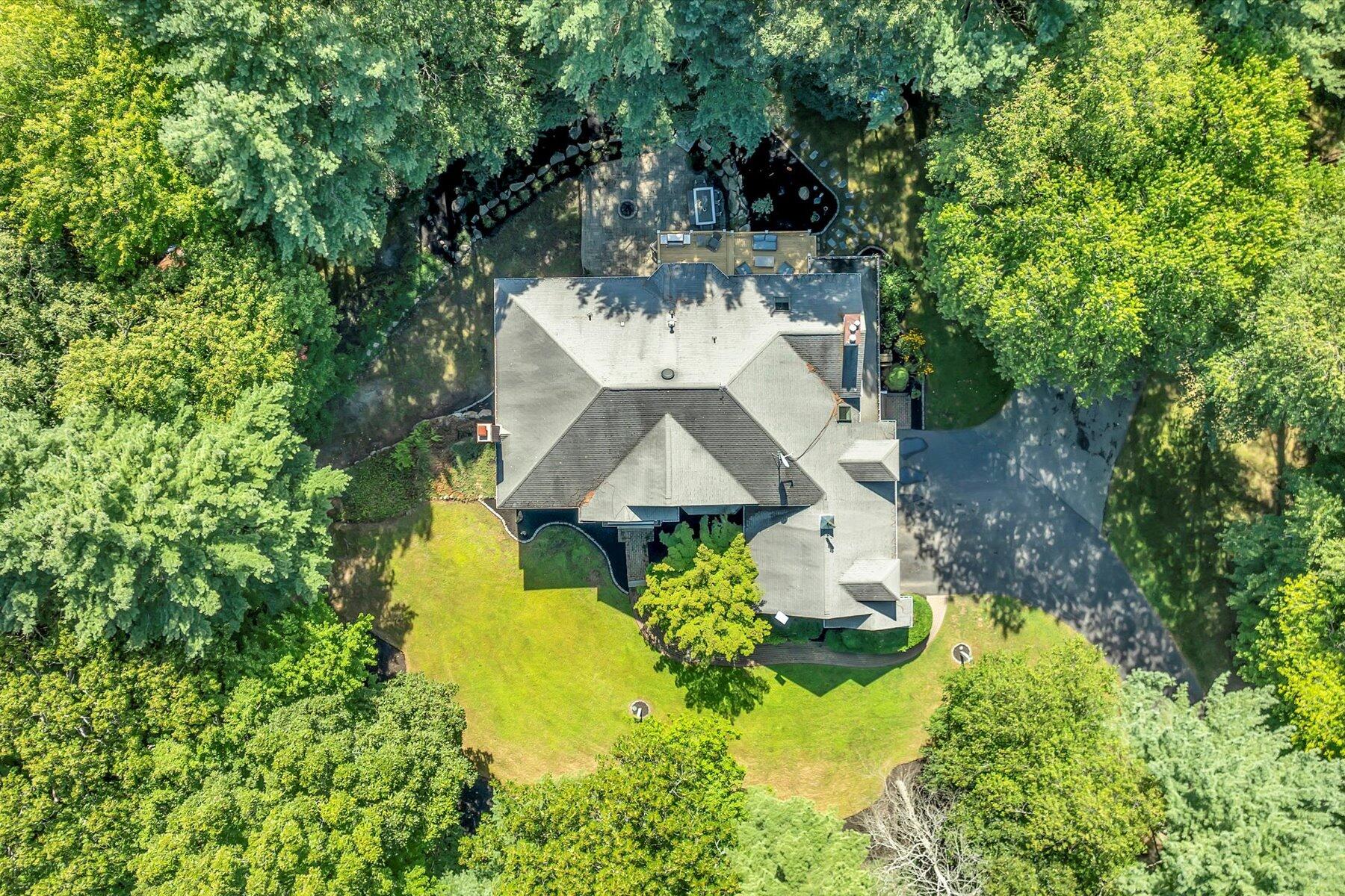 Pembroke, Massachusetts 02359, United States, 4 Bedrooms Bedrooms, ,4 BathroomsBathrooms,Residential,Active,220797