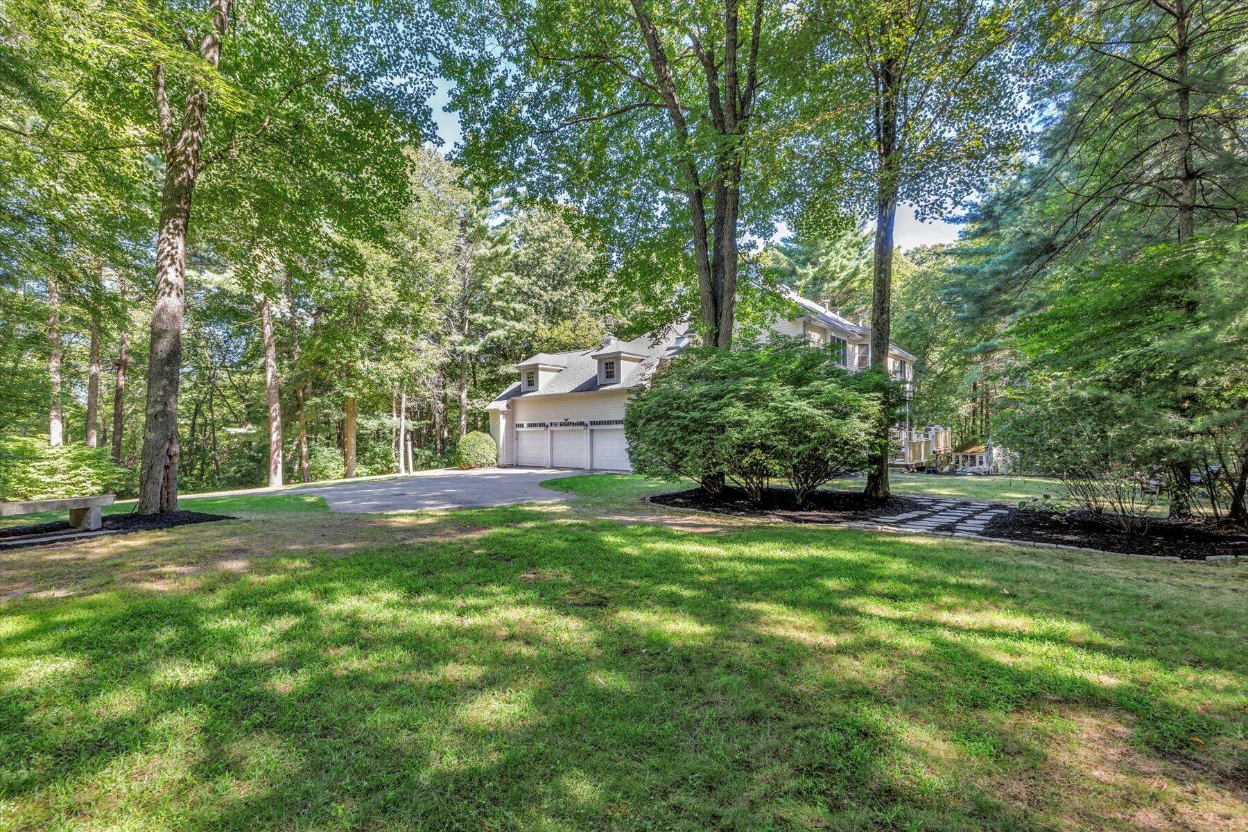 Pembroke, Massachusetts 02359, United States, 4 Bedrooms Bedrooms, ,4 BathroomsBathrooms,Residential,Active,220797