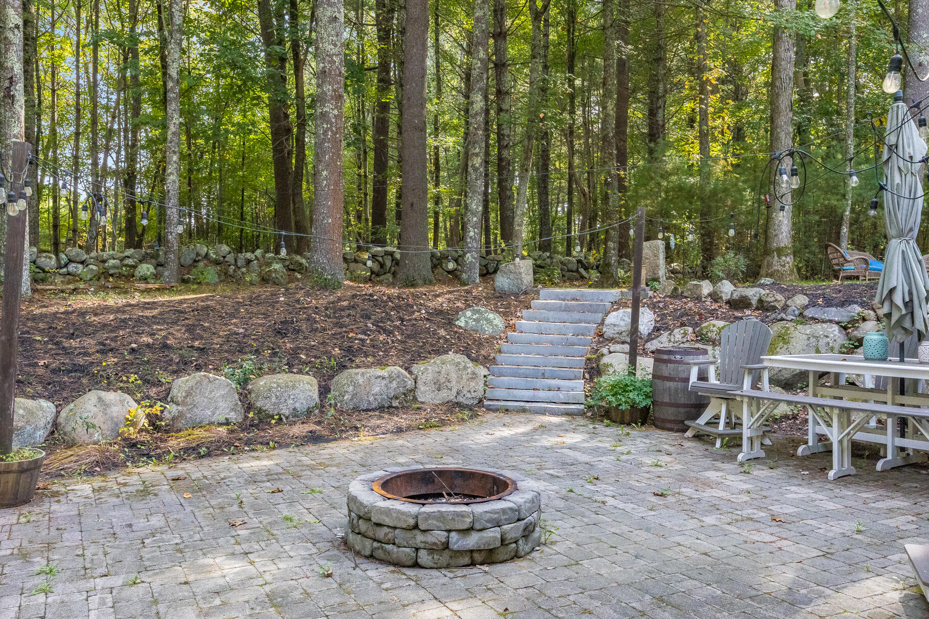 Pembroke, Massachusetts 02359, United States, 4 Bedrooms Bedrooms, ,4 BathroomsBathrooms,Residential,Active,220797