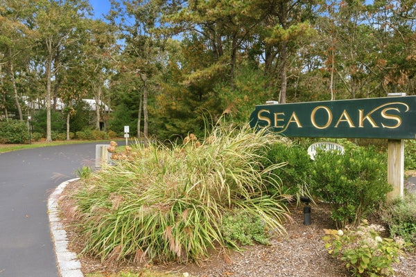 195 FALMOUTH RD APT 19C, MASHPEE, MA 02649 - Image e7e193b1d04c83633ffdacff1e270872/2536638849
