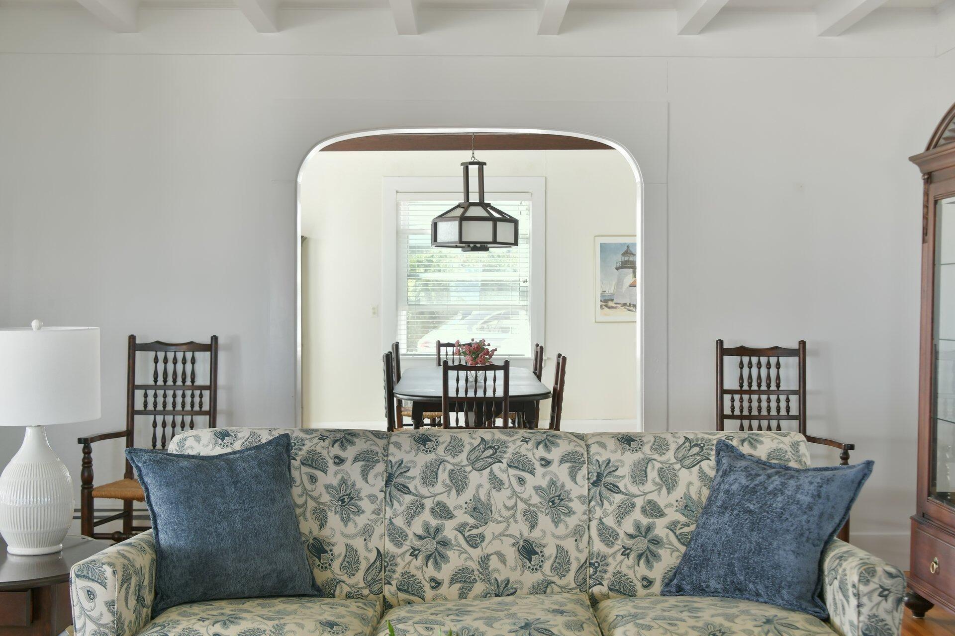 Hyannis Port, Massachusetts 02647, United States, 7 Bedrooms Bedrooms, ,5 BathroomsBathrooms,Residential,Active,219941