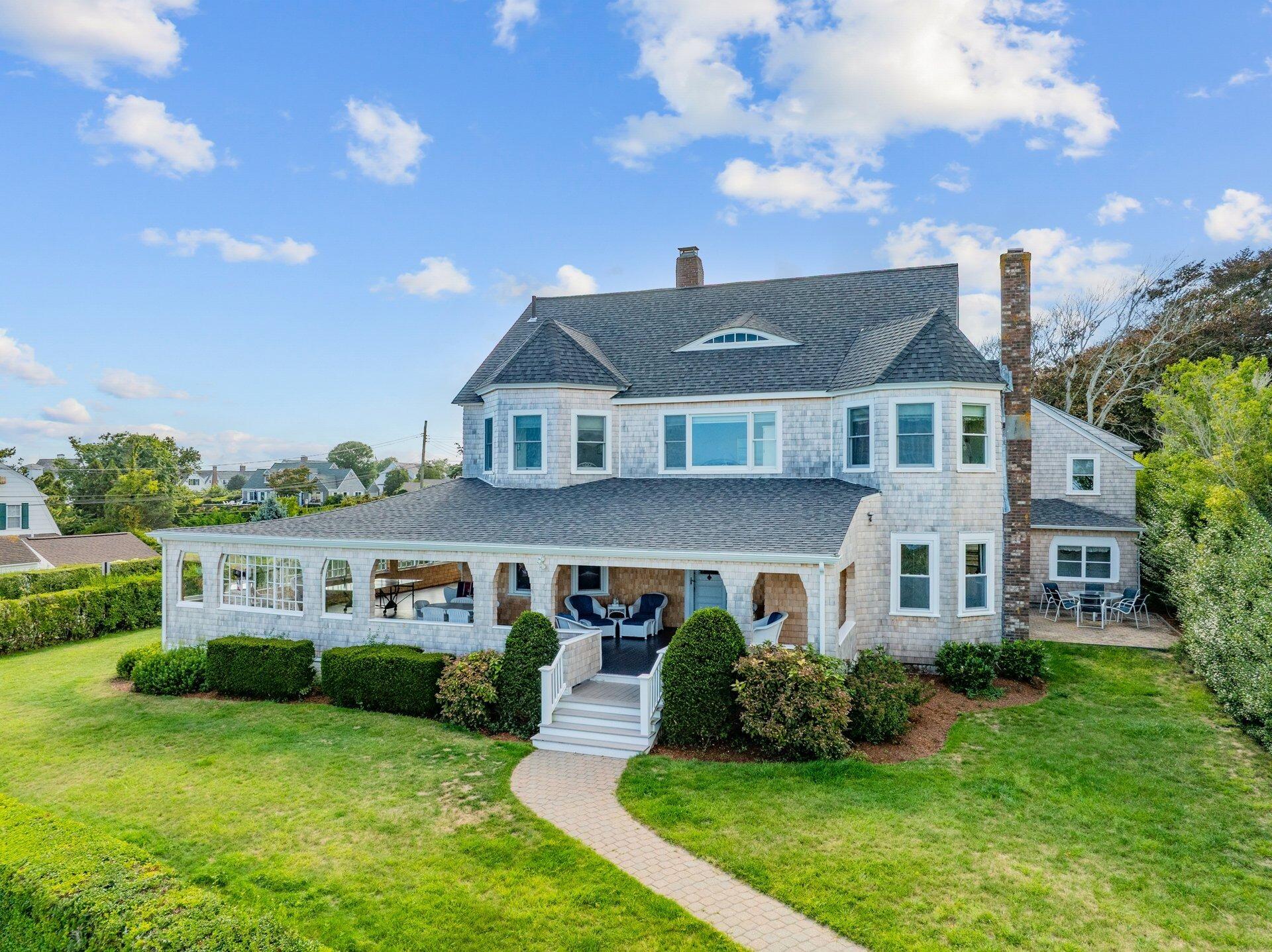 Hyannis Port, Massachusetts 02647, United States, 7 Bedrooms Bedrooms, ,5 BathroomsBathrooms,Residential,Active,219941