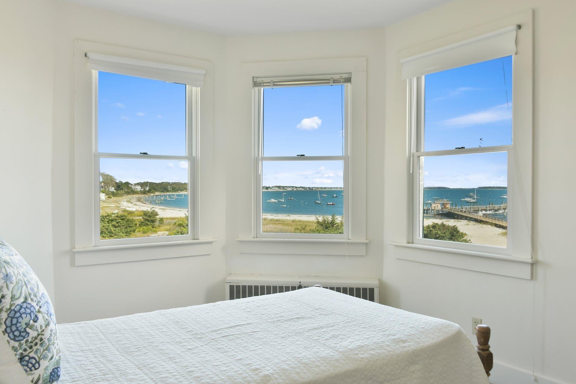 Hyannis Port, Massachusetts 02647, United States, 7 Bedrooms Bedrooms, ,5 BathroomsBathrooms,Residential,Active,219941