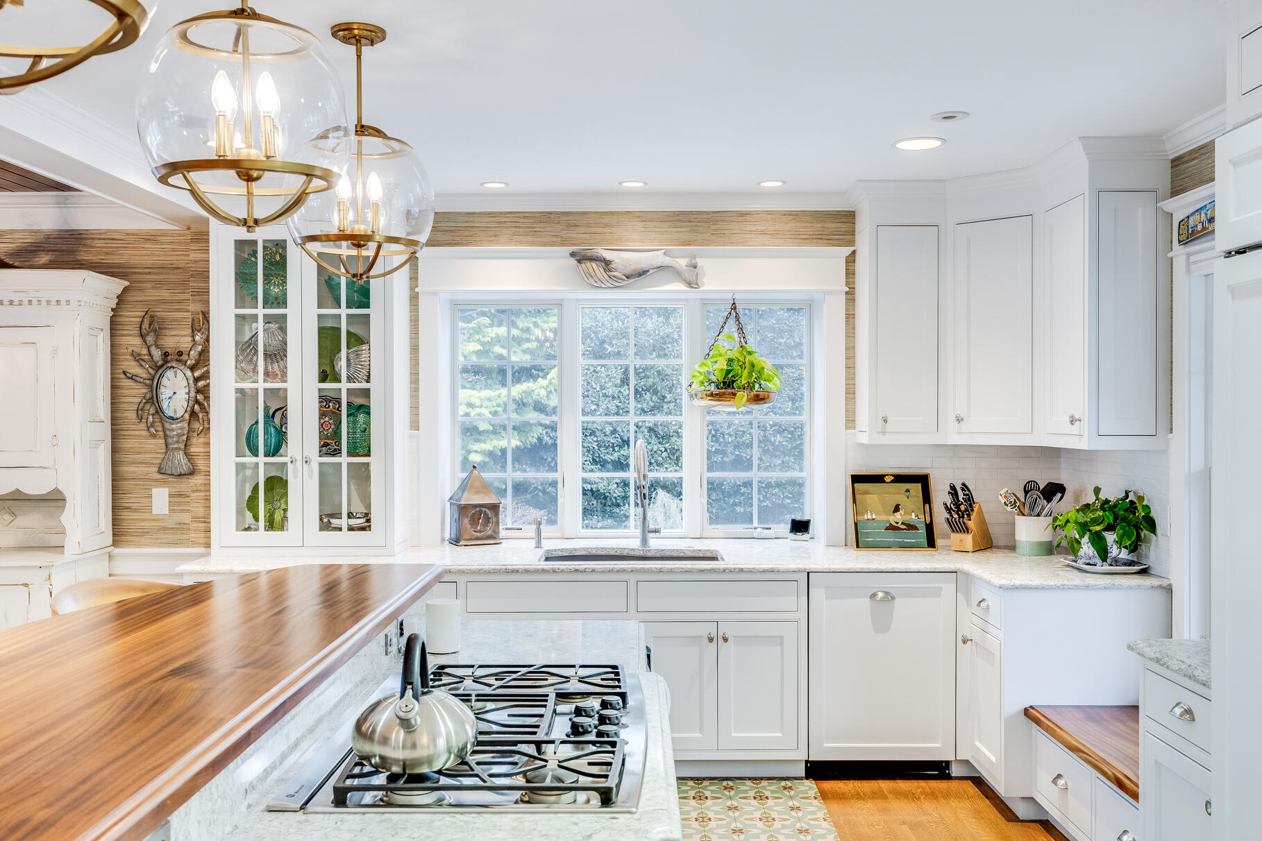 Osterville, Massachusetts 02655, United States, 5 Bedrooms Bedrooms, ,6 BathroomsBathrooms,Residential,Active,90699